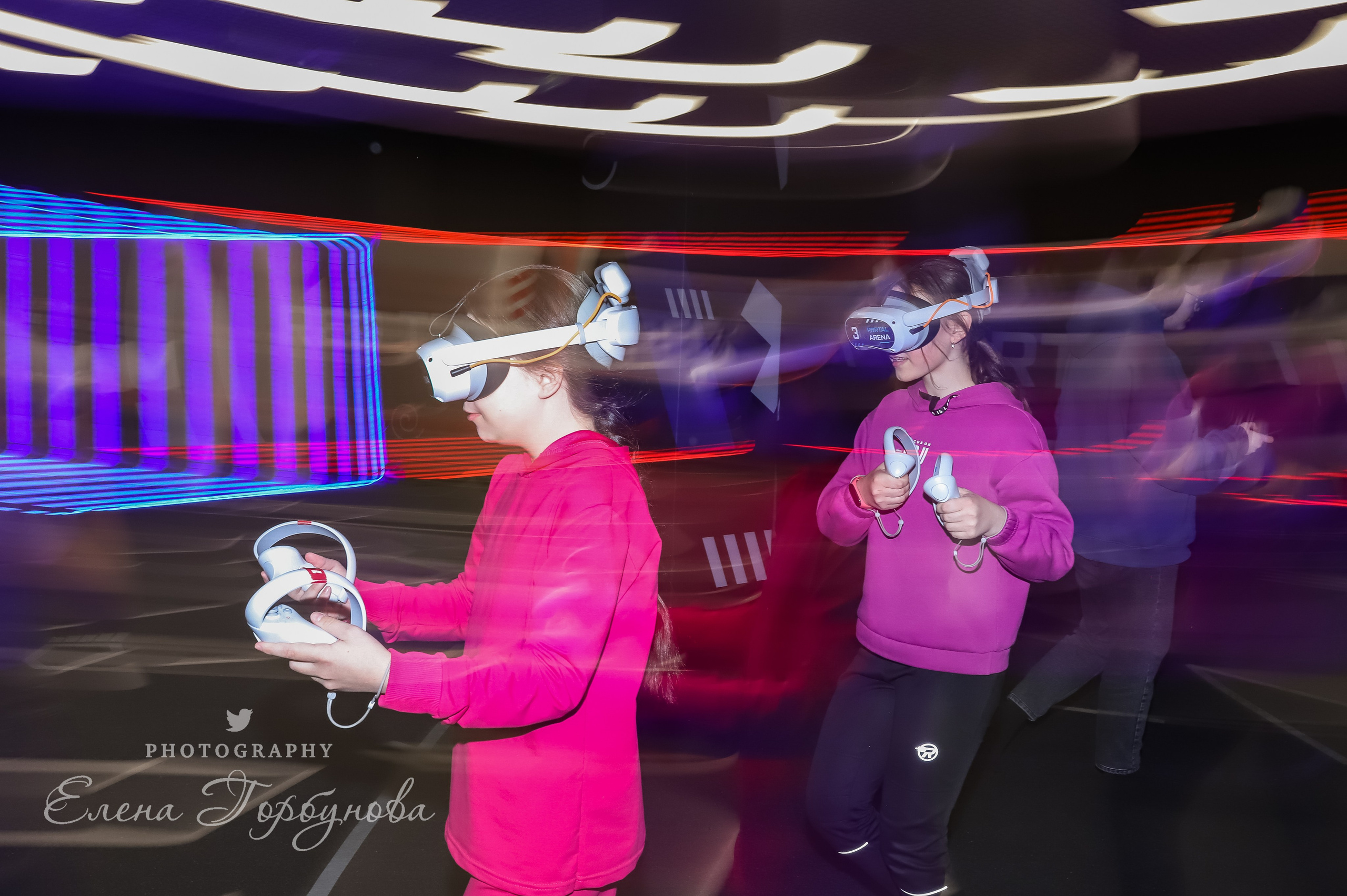 Виртуальная реальность. фотосессия дня рождения в VR PORTAL