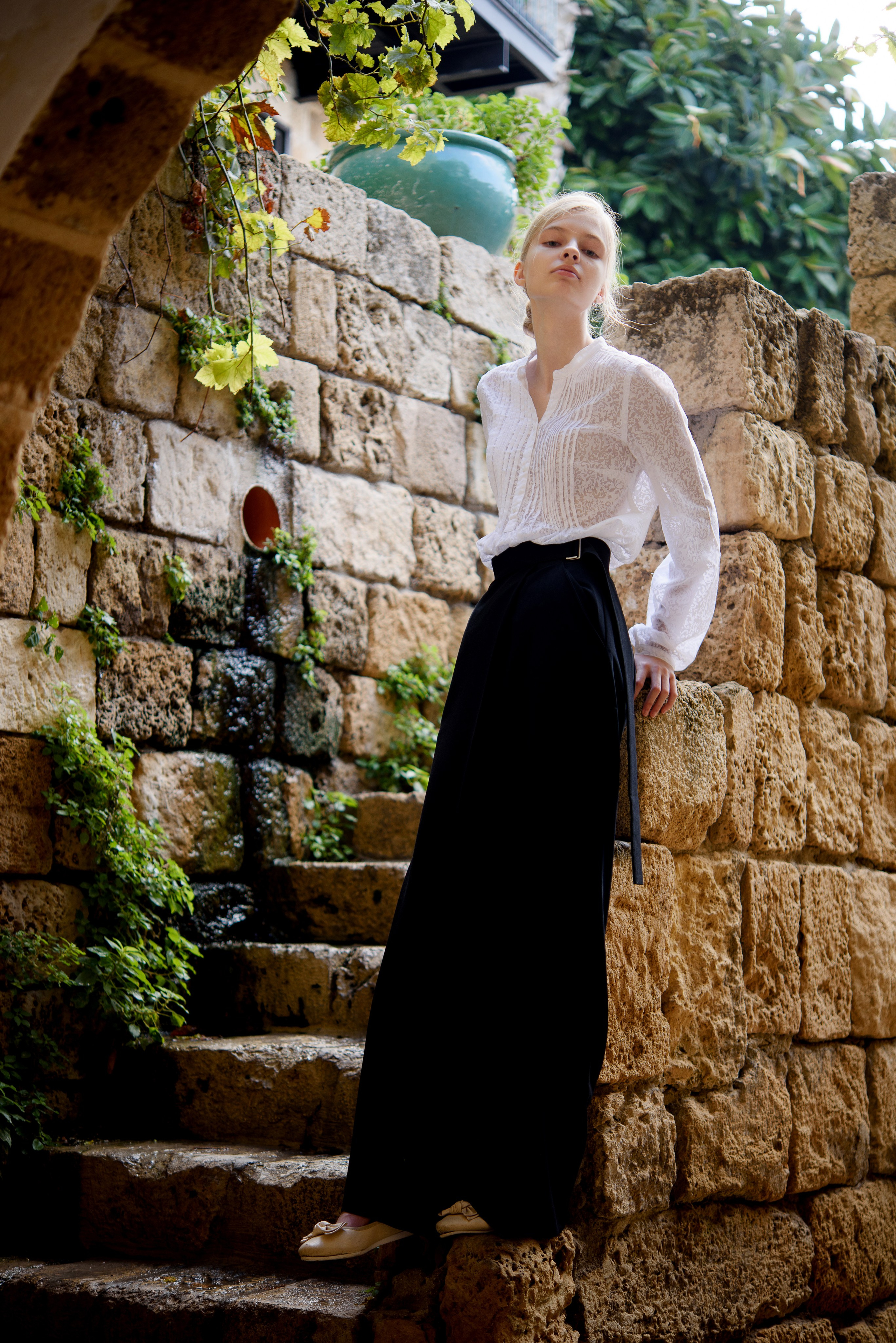 Майя, Яффа, старый город. Главная