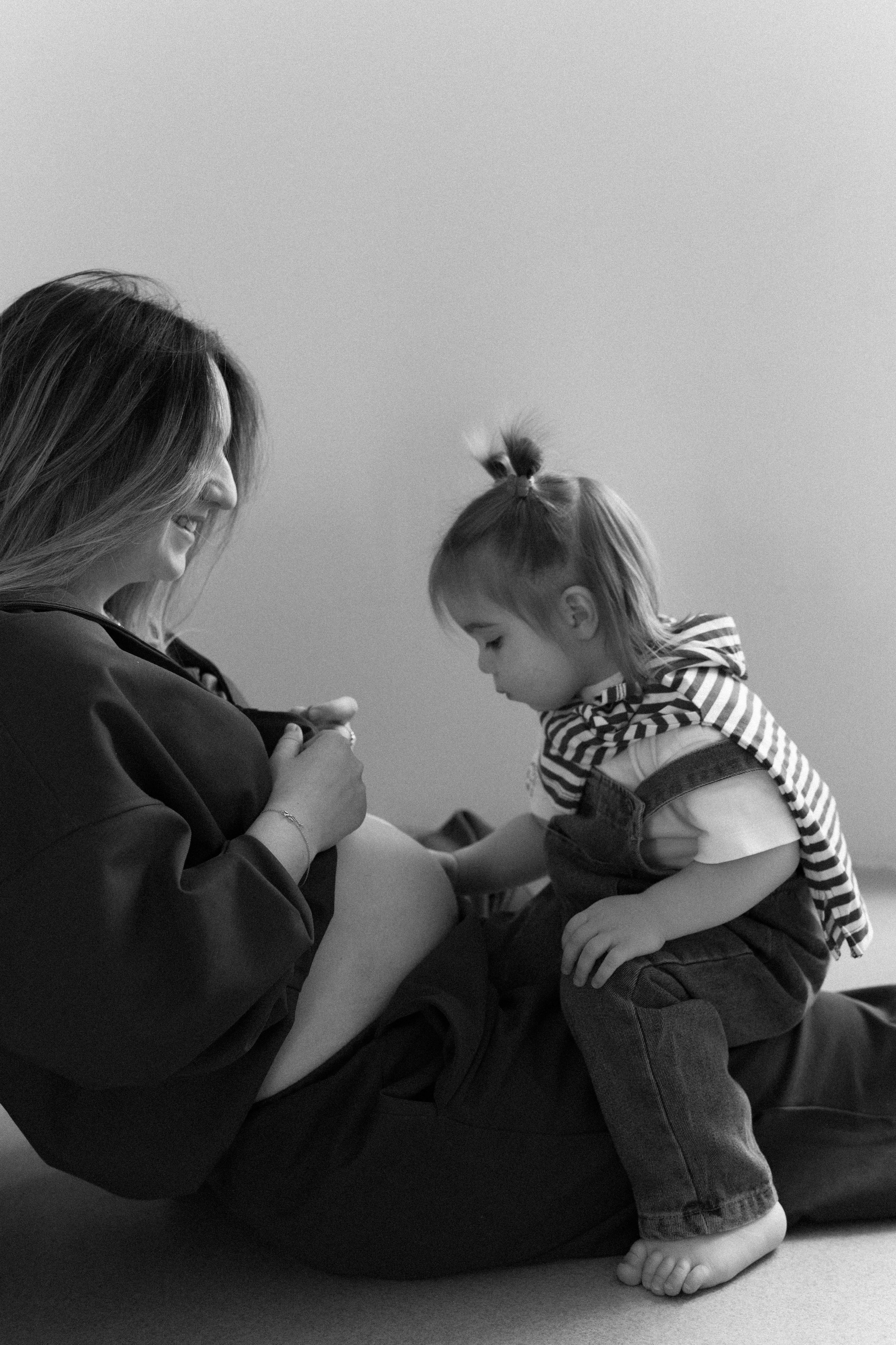 В ожидании +1. Фотография о важном