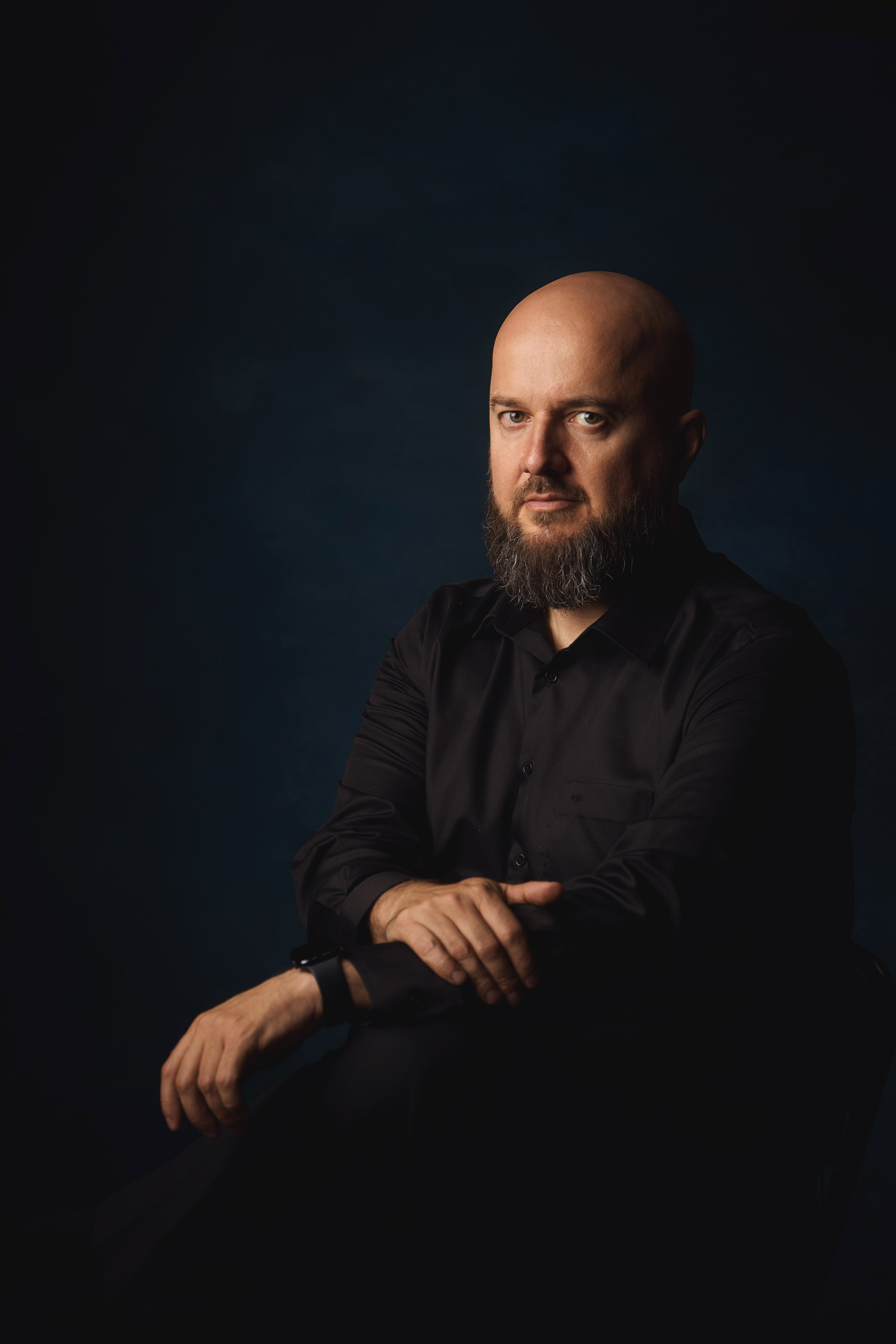 Портретная семейная фотосессия в студии. Семейный фотограф Евгений Опарин