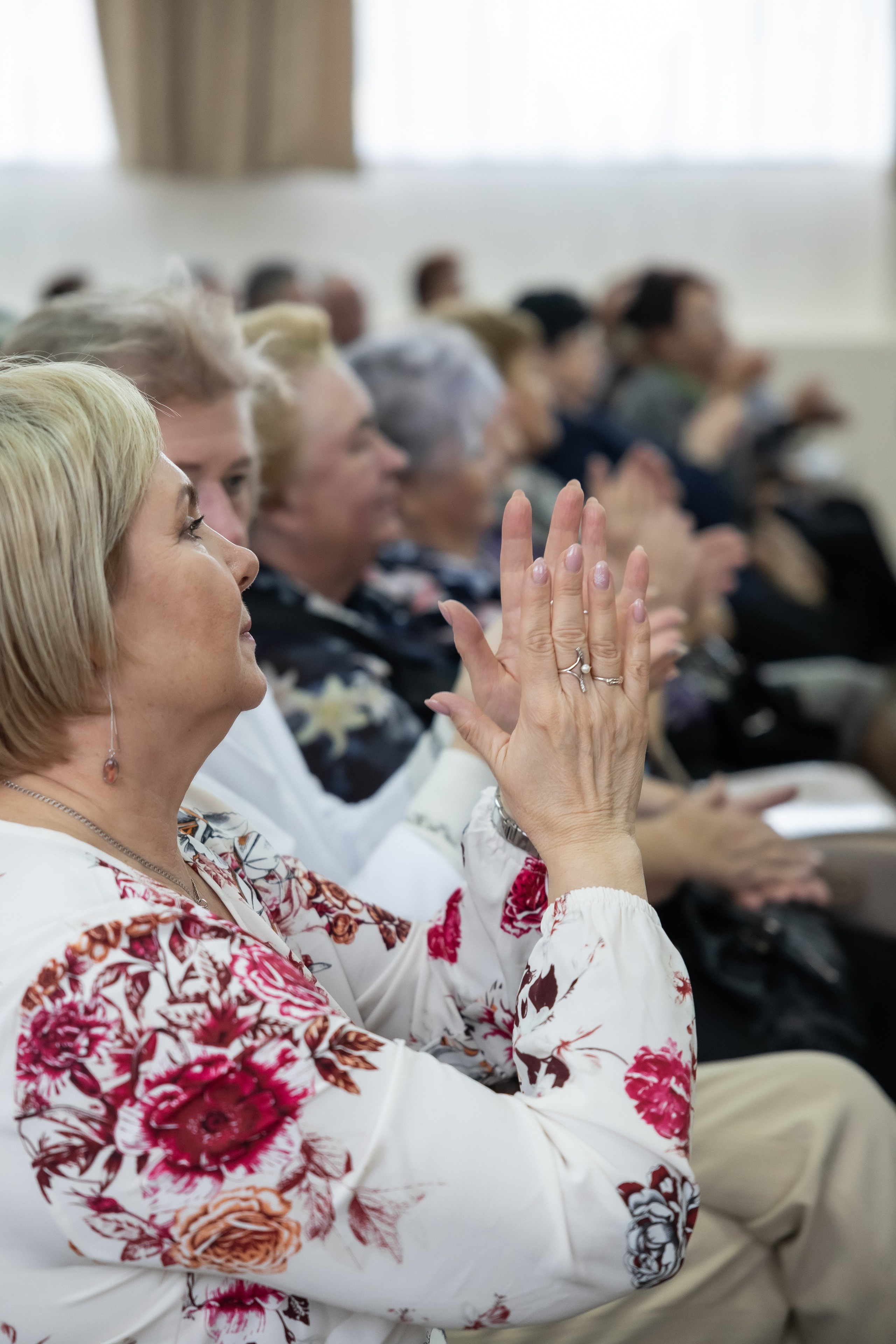 День учителя. Школа 31. Октябрь 2024. Свадебный и Семейный фотограф г. Ижевск Гульназ Солдатова. Гульназ фото