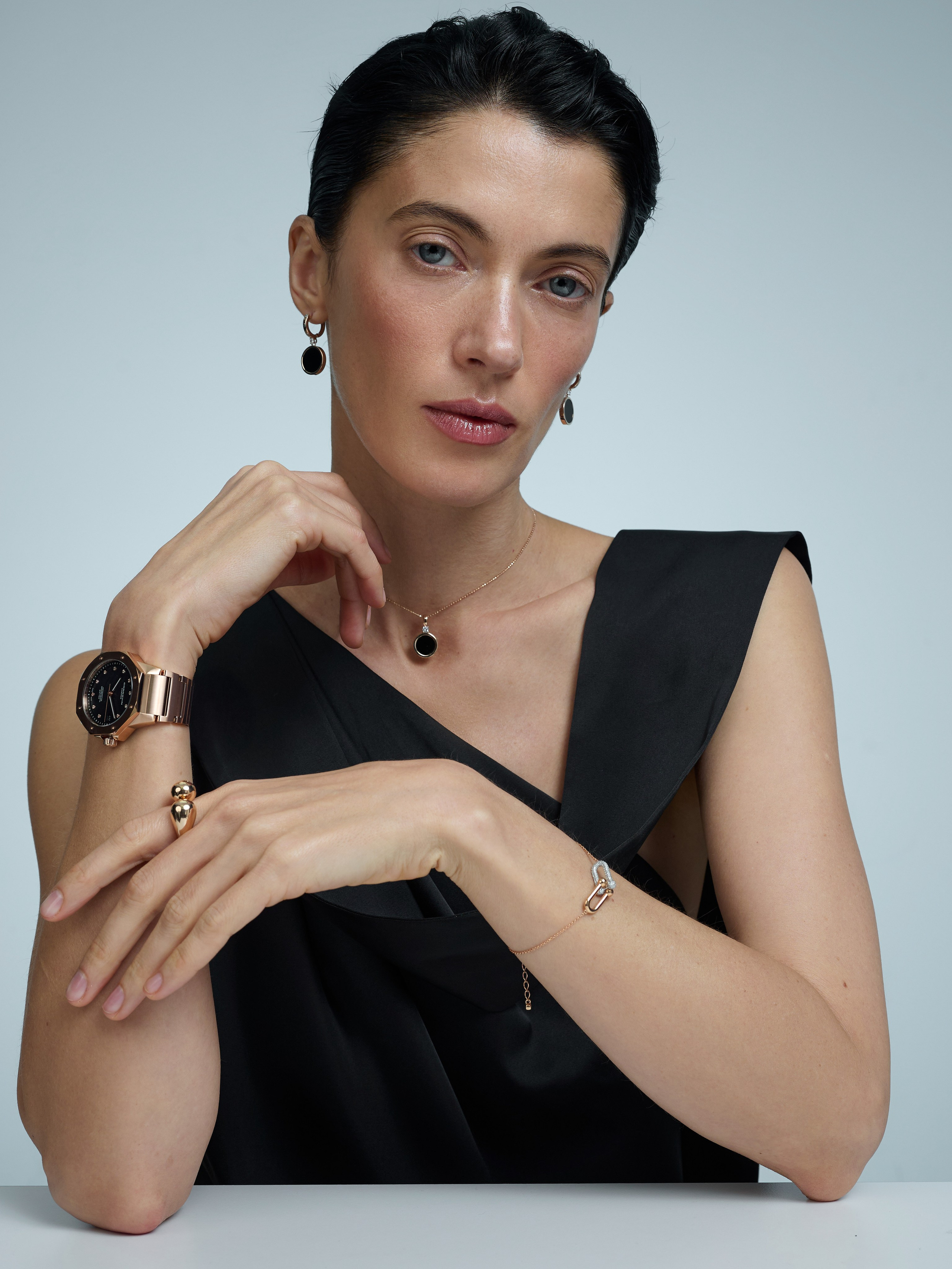 Каталог для бренда AllTime. Фотограф для брендов в Москве Ксения Чупрунова