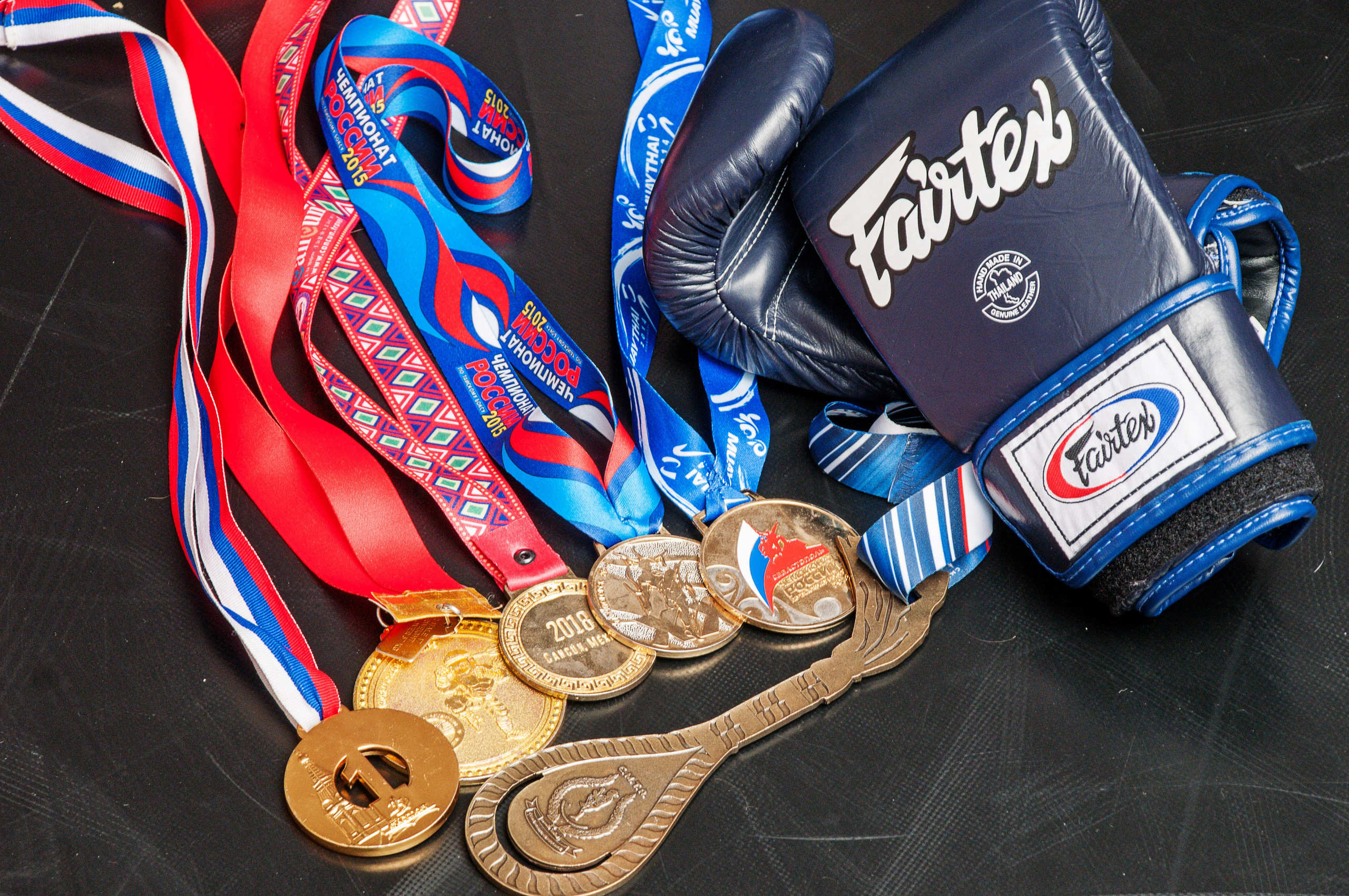 Портретная фотосъёмка для журнала. Профессиональная коммерческая, промышленная и репортажная фотосъёмка для бизнеса