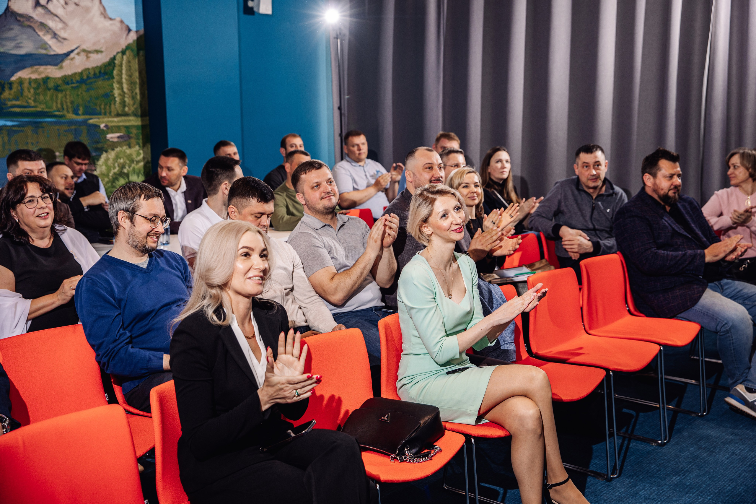 Конференции. Марина Соколова. Контентный и семейный фотограф г. Красноярск