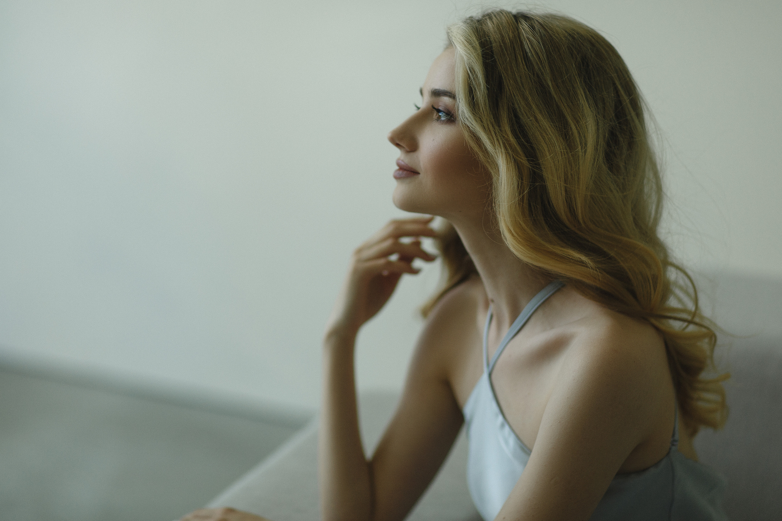 Студийная фотосессия в вечернем платье. Семейный и детский фотограф в Краснодаре Миронова Евгения