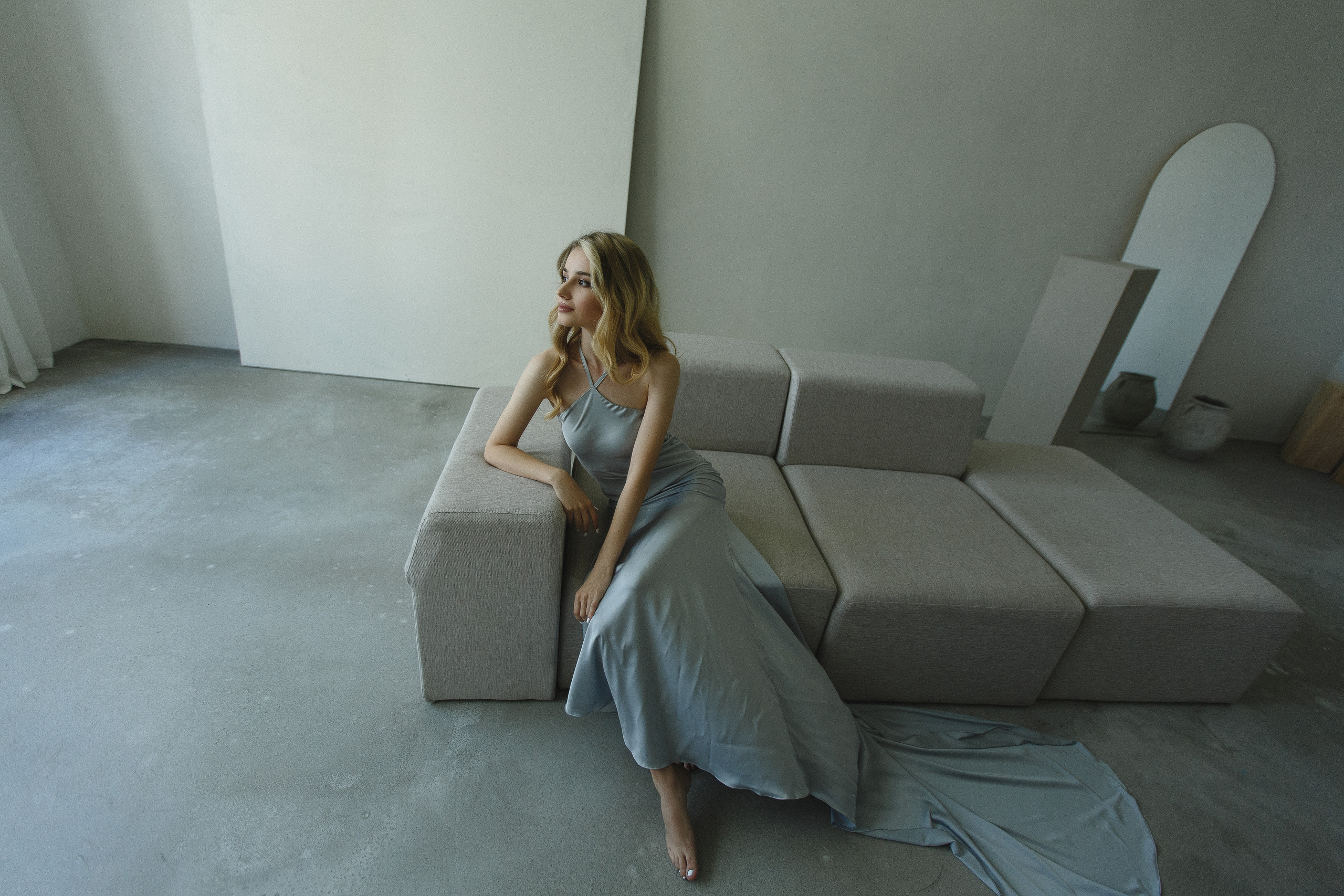 Студийная фотосессия в вечернем платье. Семейный и детский фотограф в Краснодаре Миронова Евгения