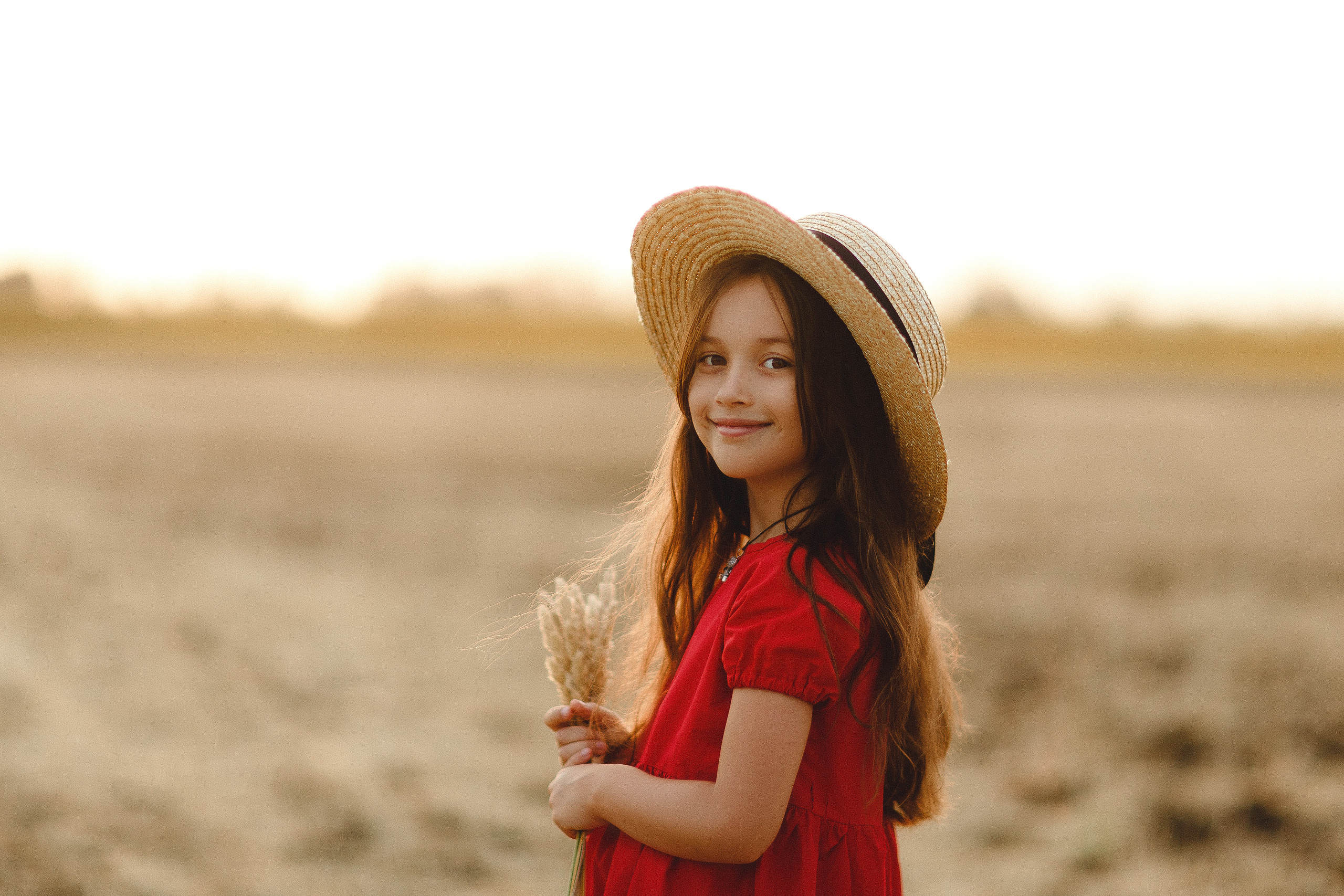Фотосессия в пшеничных полях. Семейный и детский фотограф в Краснодаре Миронова Евгения