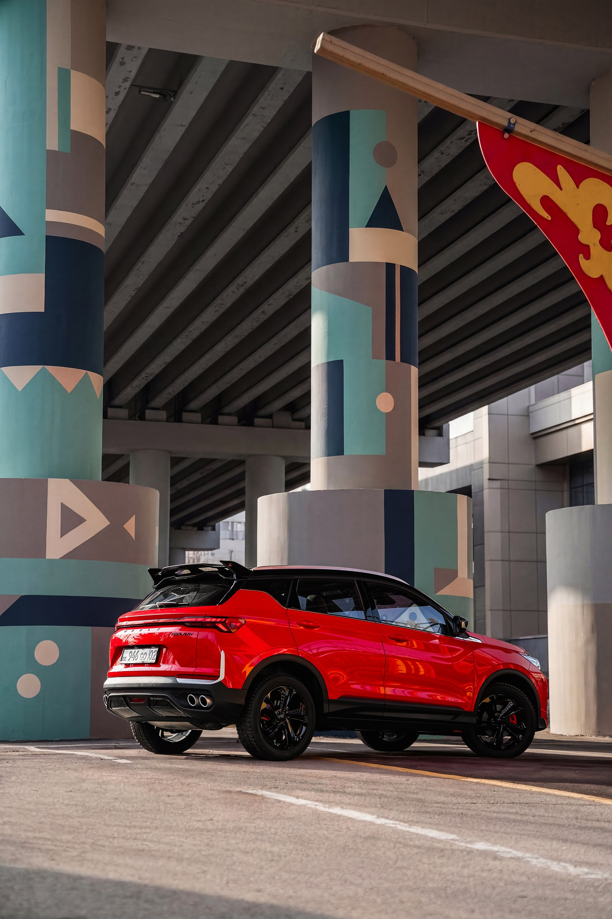 Geely Coolray 2025. Рекламный и портретный фотограф в Алматы, обучение для фотографов — Равиль Абушаев