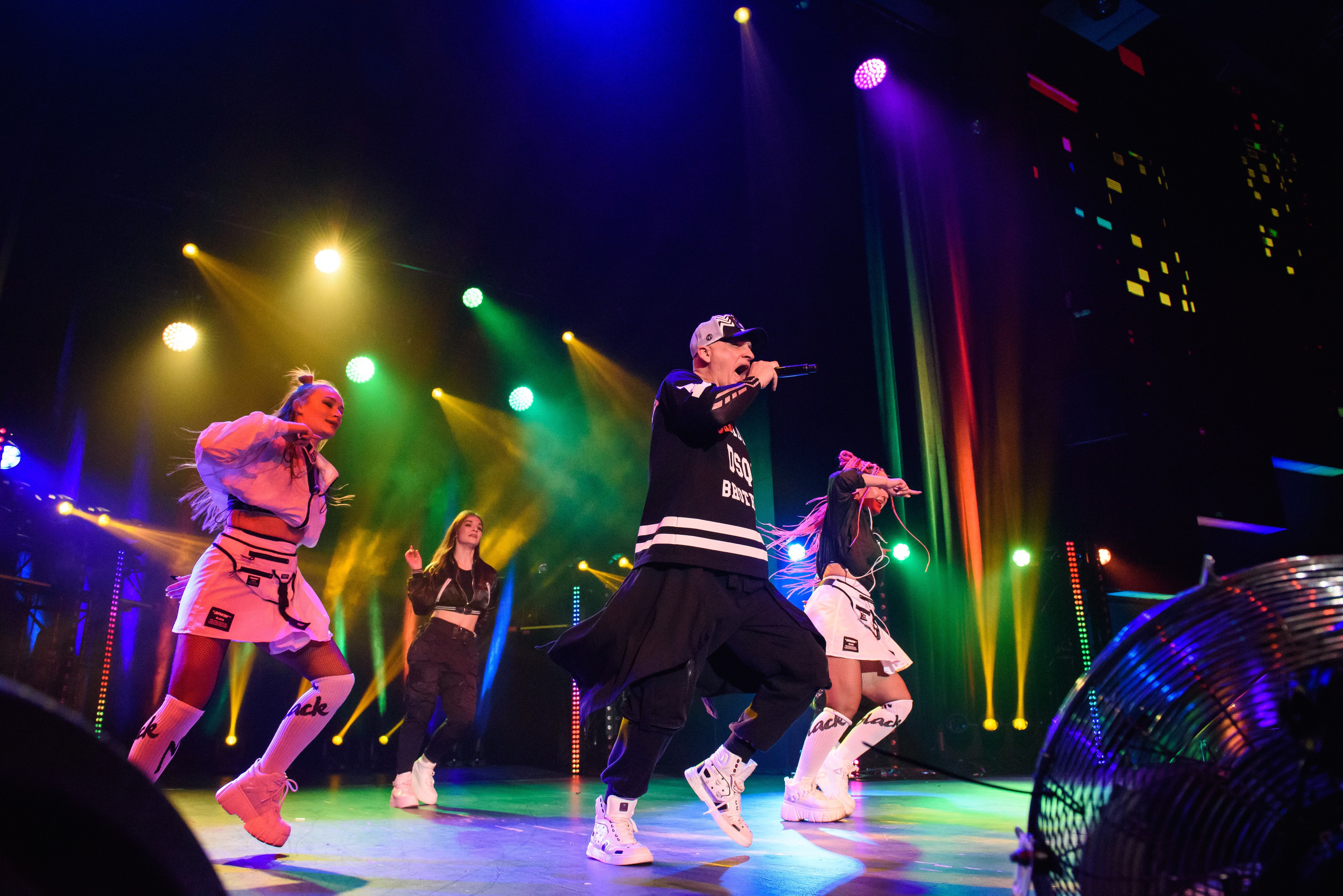 «КАР-МЭН» — «Имена на все времена», Вегас Сити Холл. Бренд-фотограф для экспертов и блогеров в Москве Влада Горбовская