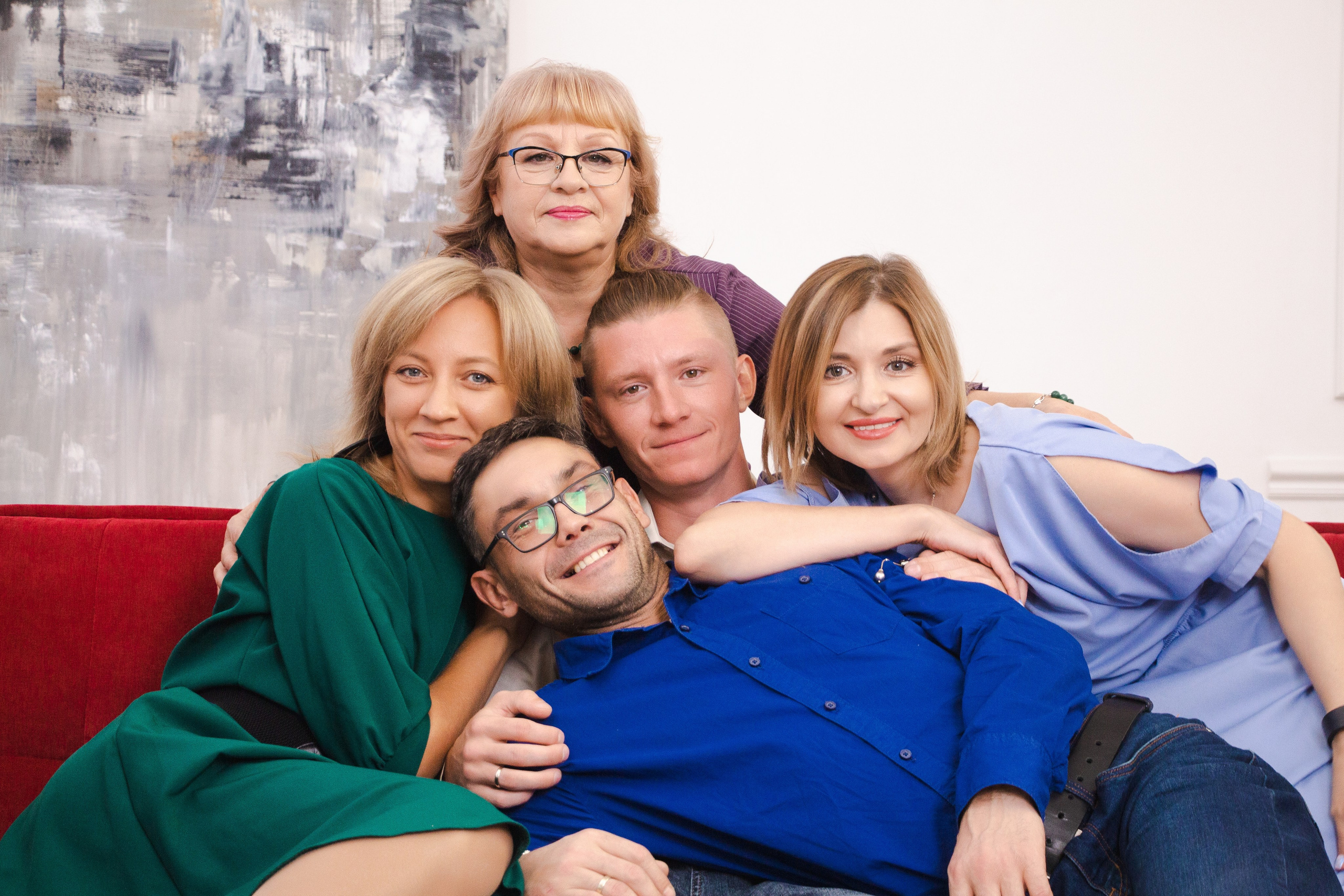 Тепло большой семьи — семейная фотосессия в студии, Екатеринбург. Фотограф в Екатеринбурге Пойгина Елена