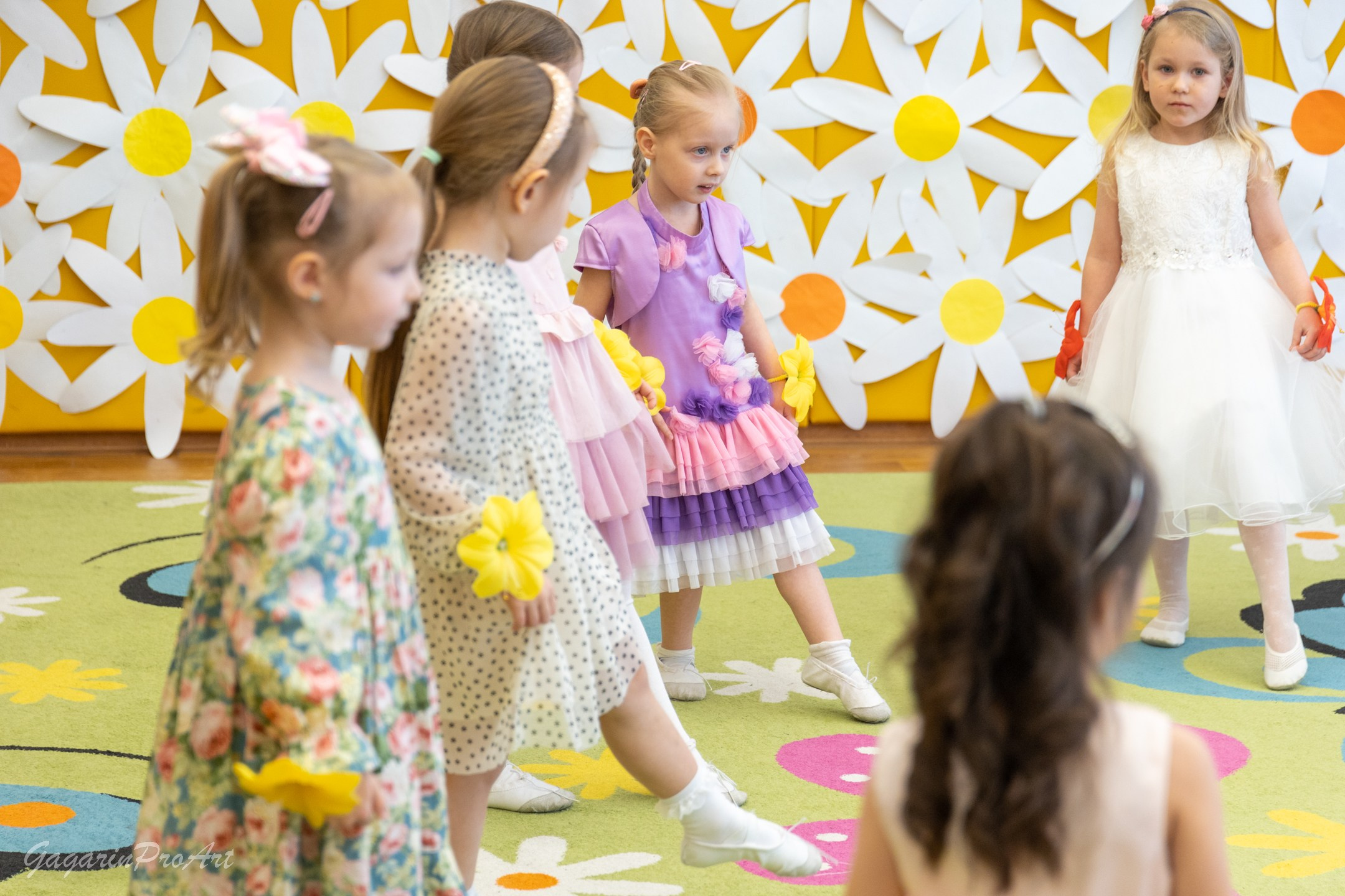 Фотограф в детский сад на утренник и праздник. GagarinProArt
