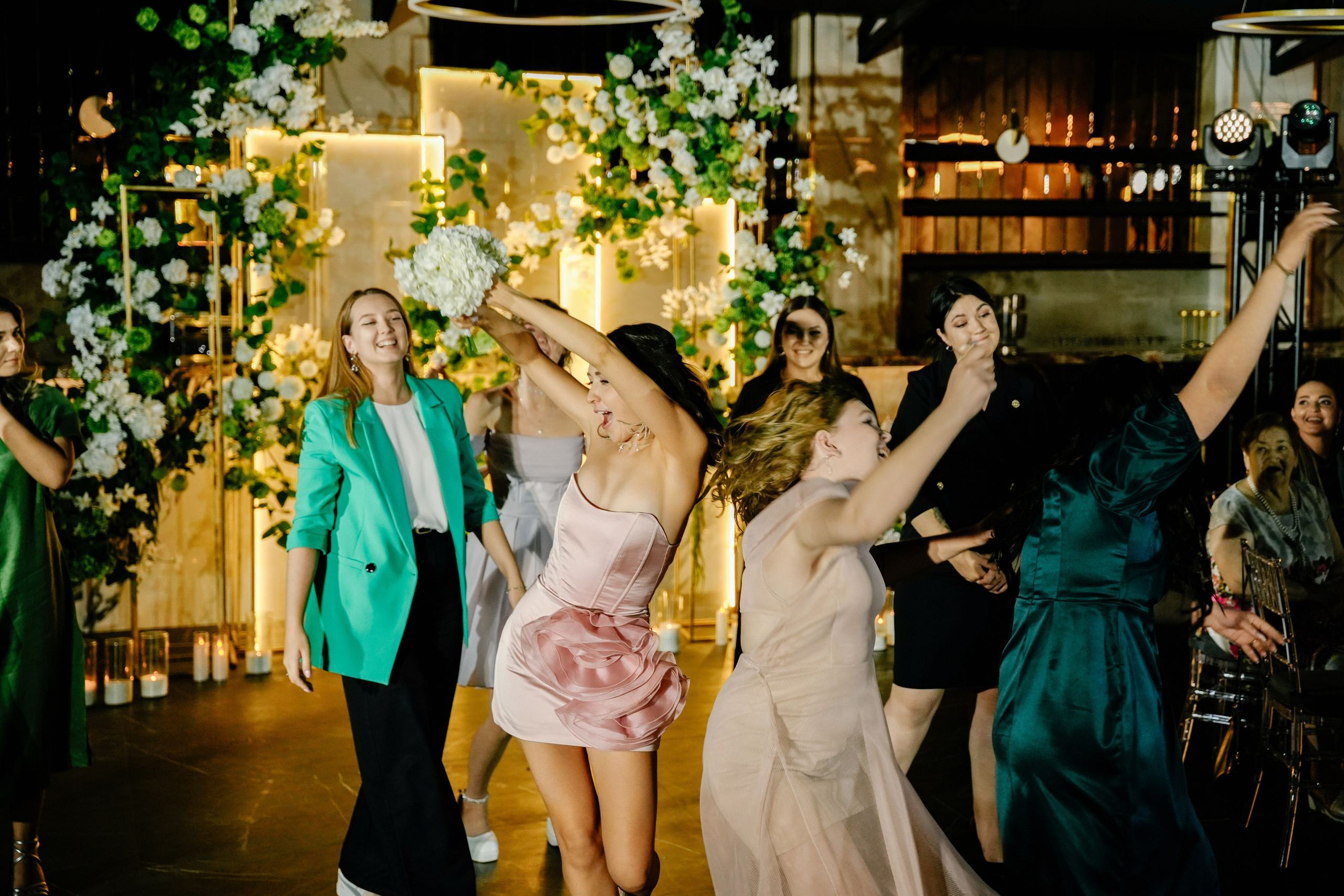 Ваша идеальная свадьба с агентством ДЕЙЗИ. Студия событий ДЕЙЗИ. Организация мероприятий. Свадебное агентство в Ростове-на-Дону. Свадебный организатор. Организация свадьбы под ключ