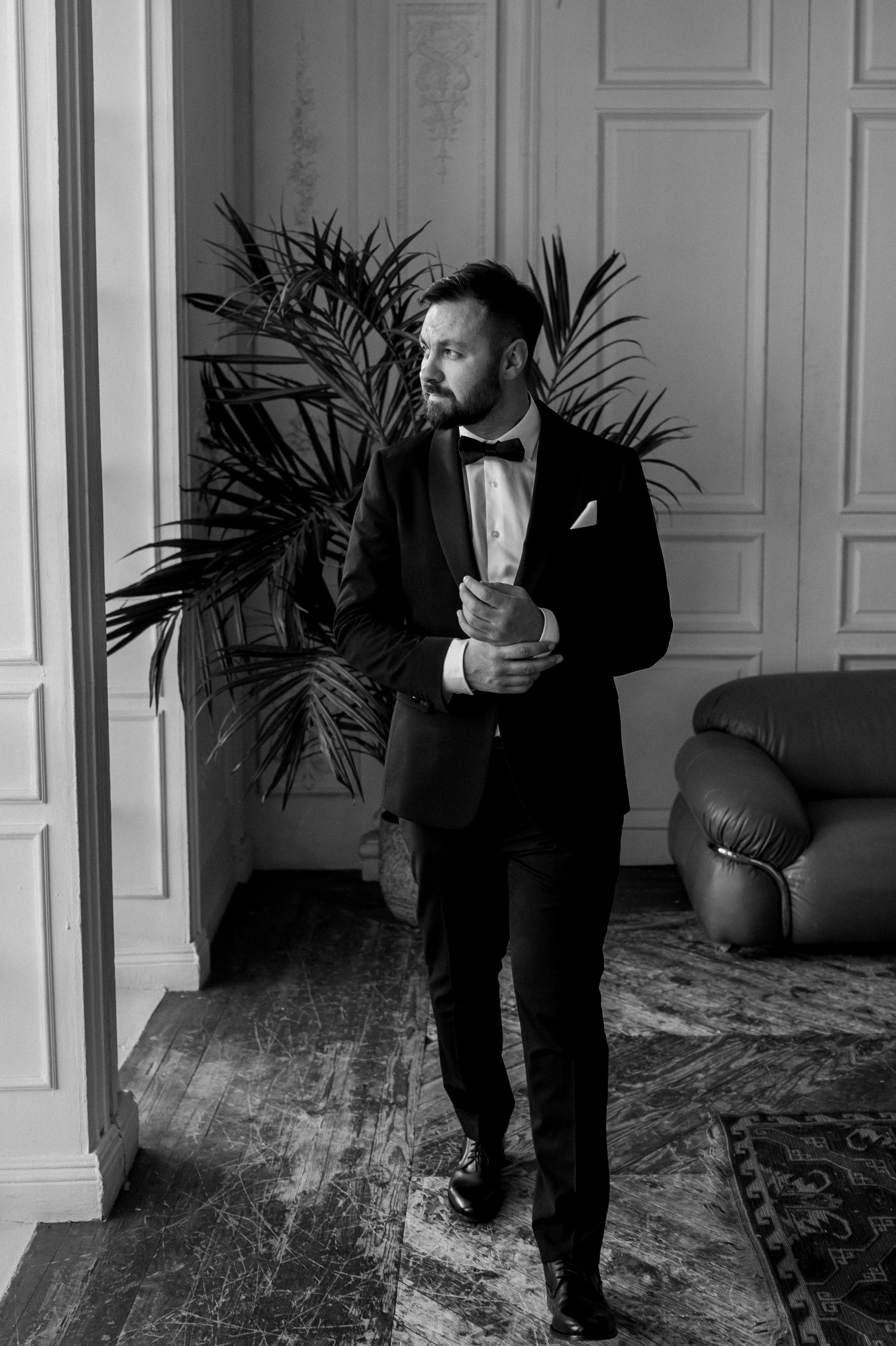 Регистрация брака и фотосессия в Особняке Royal. Свадебный фотограф Москва — Сергей и Татьяна