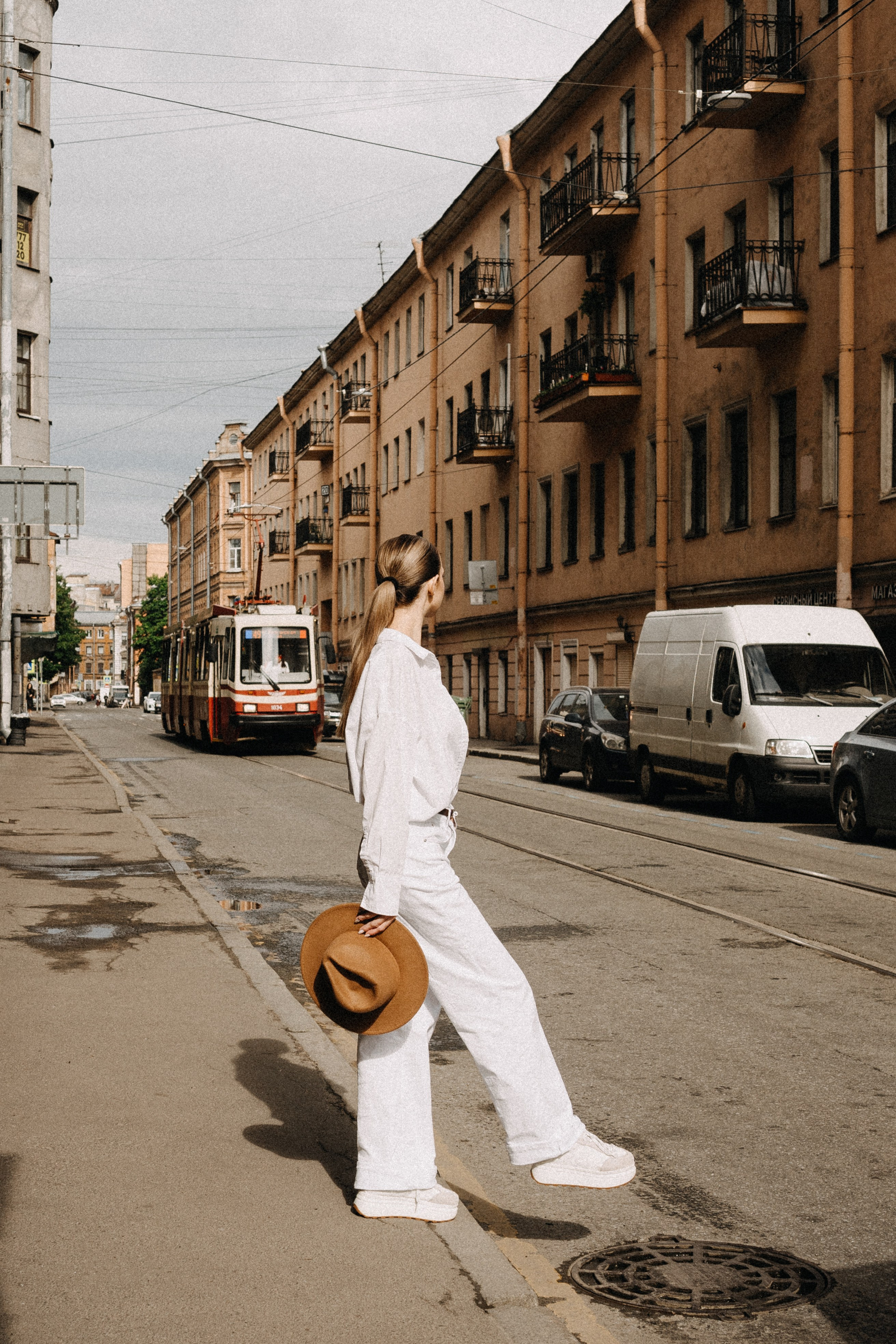 МЫ ГУЛЯЛИ ПРО КРЫШАМ ПИТЕРА. Профессиональный фотограф, Санкт-Петербург — Виктория Богомолова