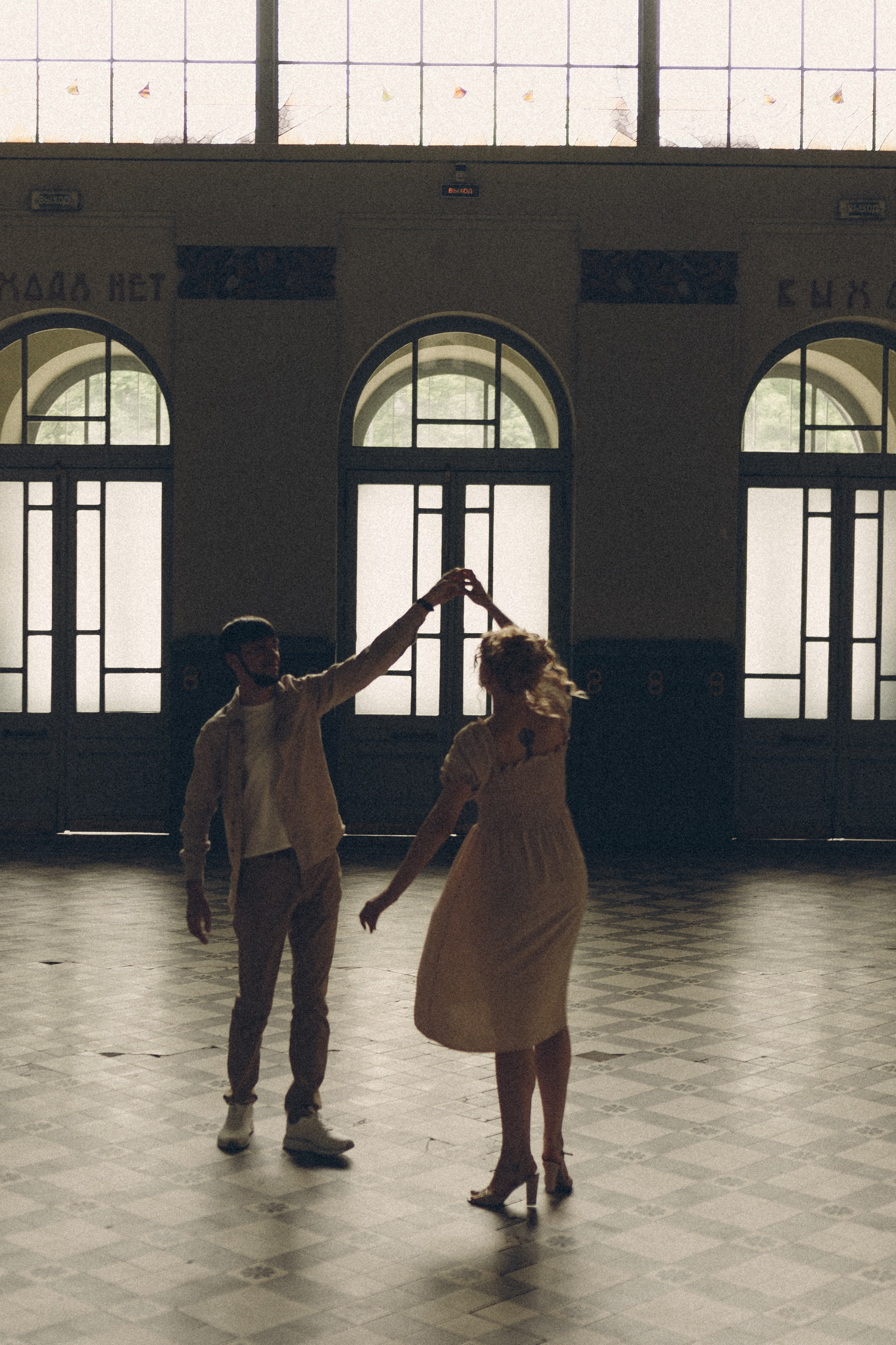 ПРОГУЛКА НА ВИТЕБСКОМ ВОКЗАЛЕ. Профессиональный фотограф, Санкт-Петербург — Виктория Богомолова