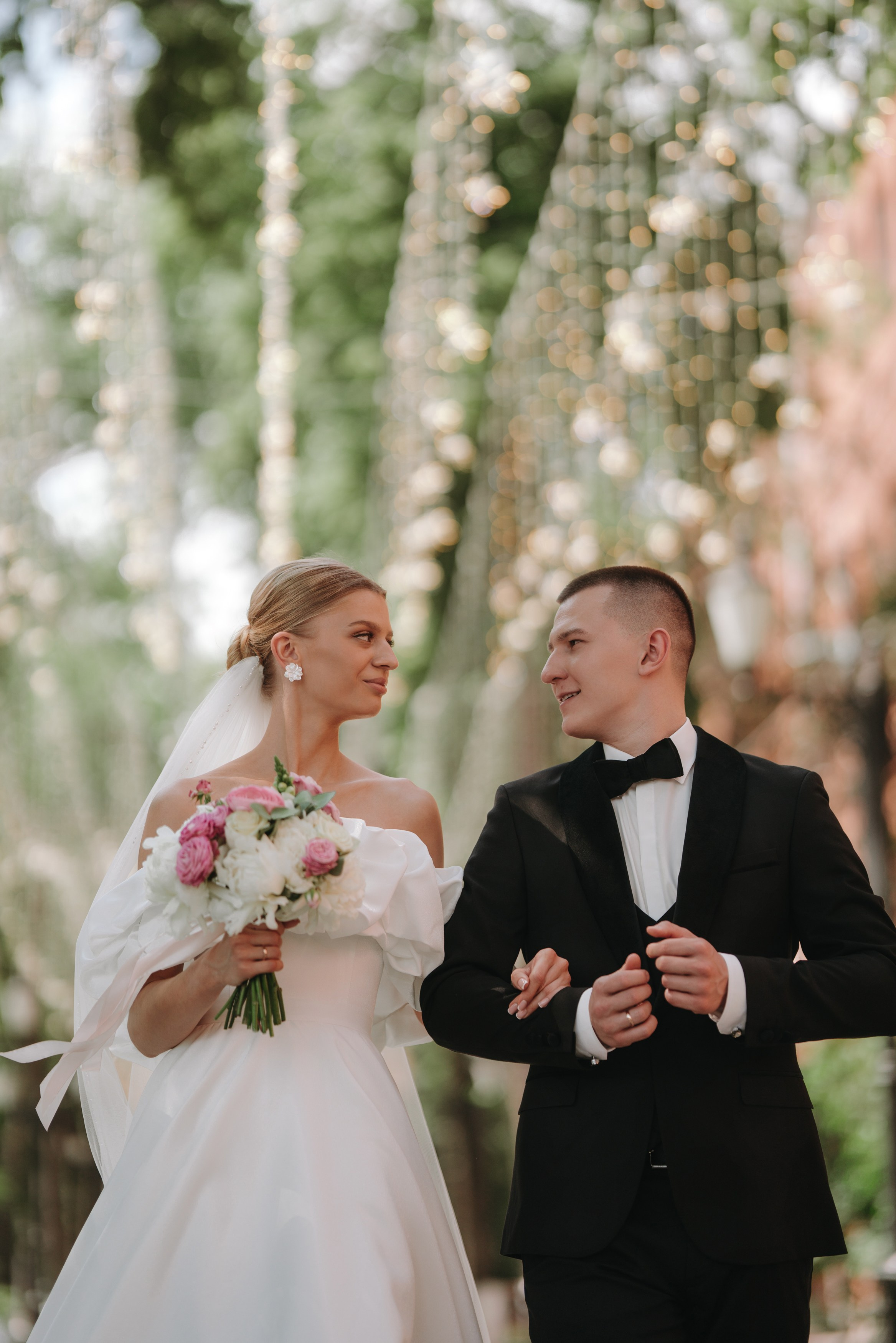 БАНКЕТНЫЙ ЗАЛ ДАСКО ГАРДЕН, ЭМИЛЬ БУРАНГУЛОВ, ИЛЬНАР АХМАДУЛЛИН