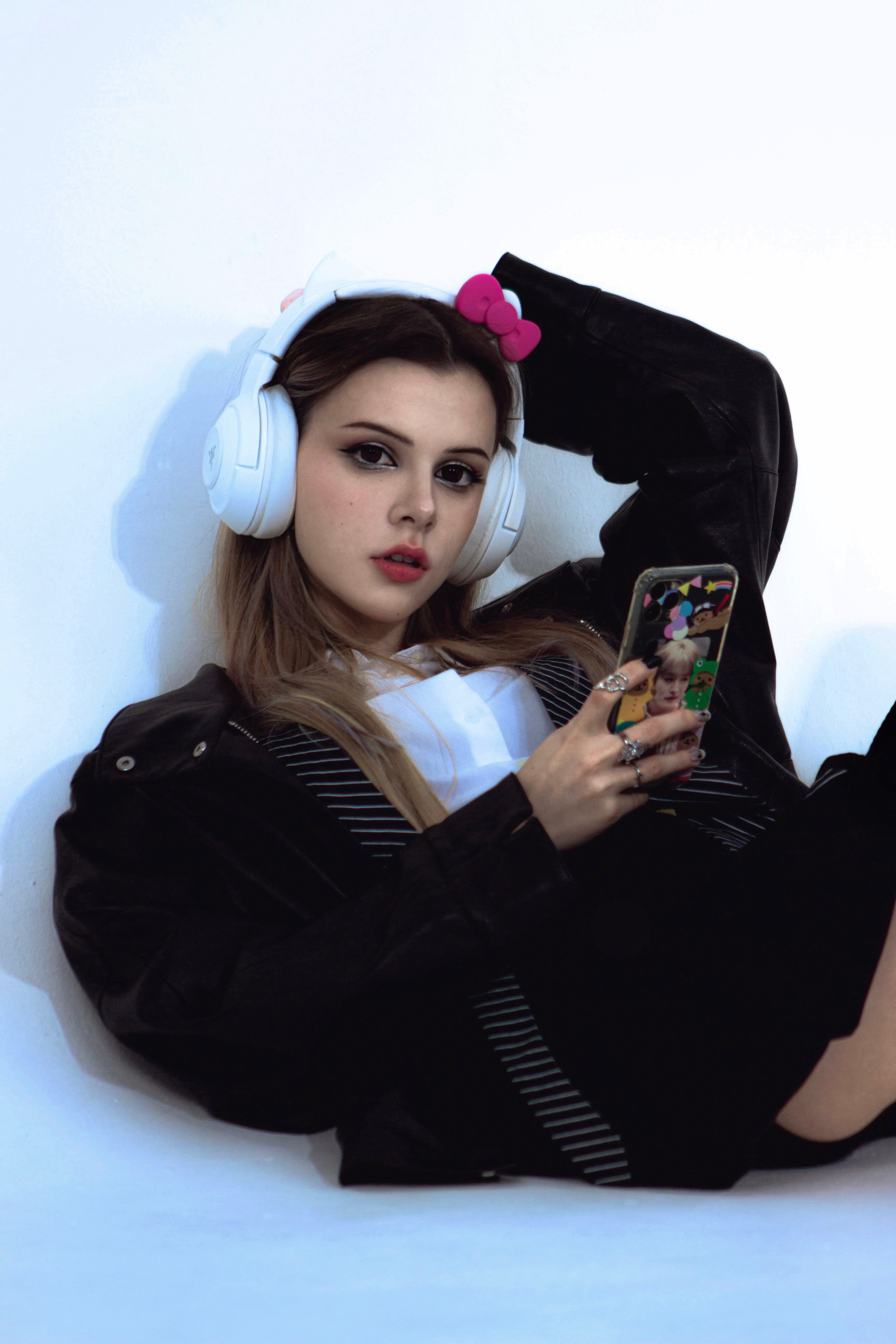 GIRLS. DRIPSTOCK MAG