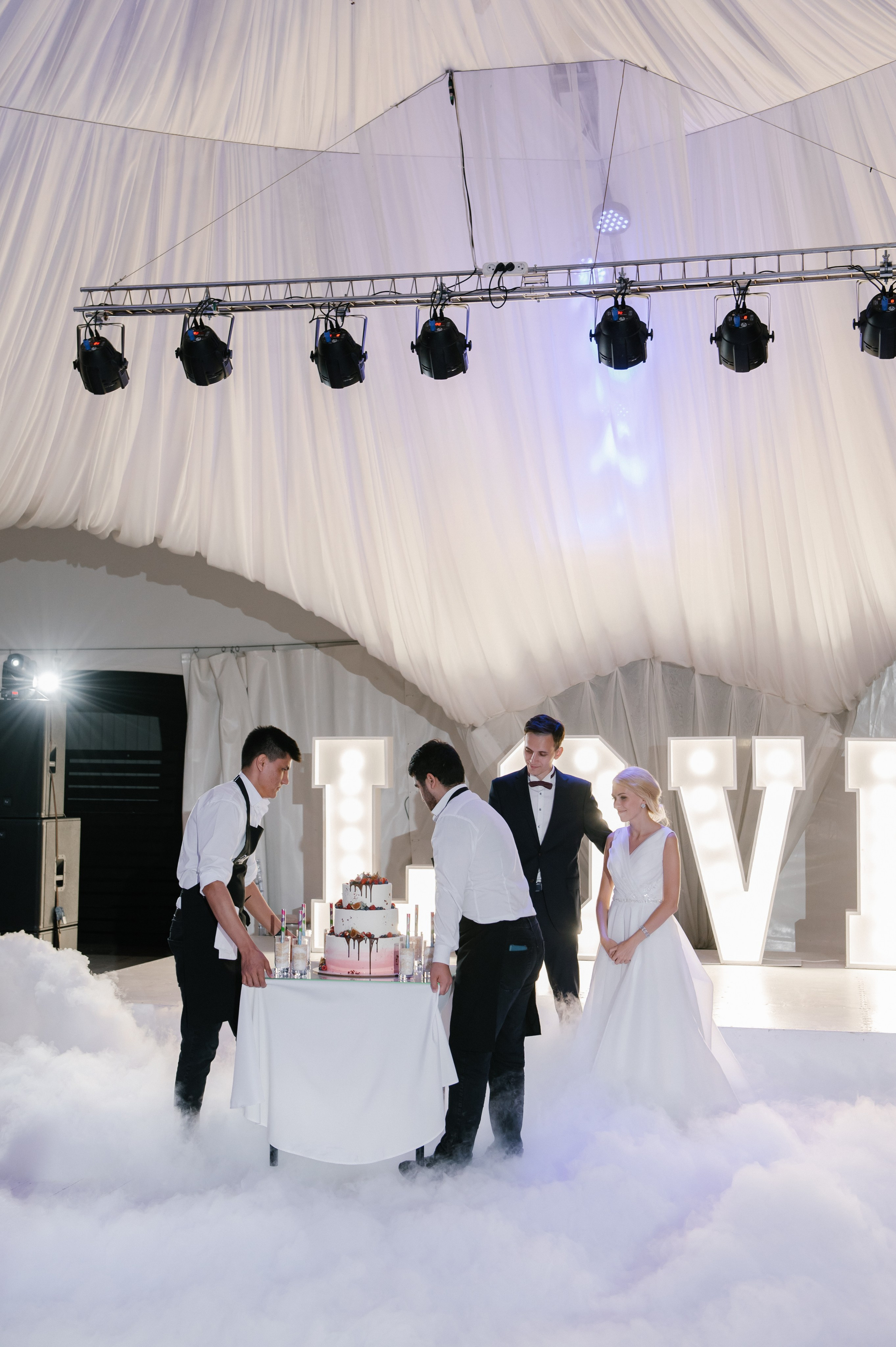 Свадебная фотосессия в яхт-клубе. Семейный и свадебный фотограф в Москве Татьяна Николаева