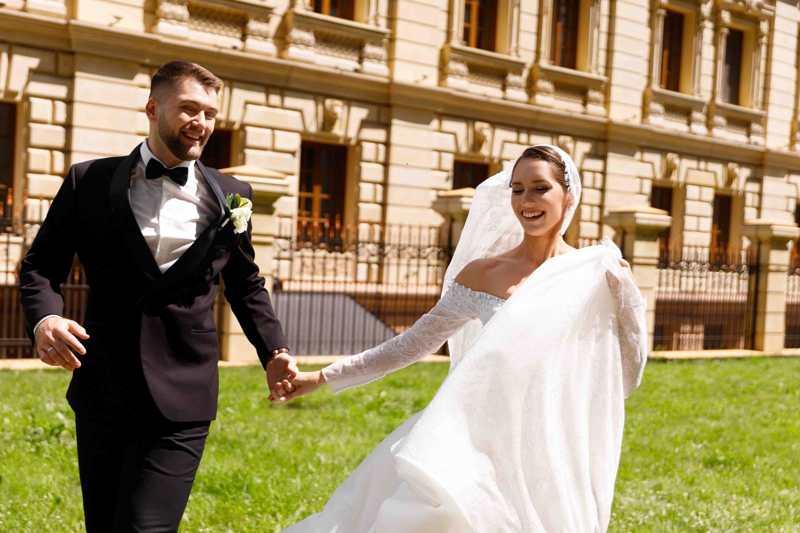 Принц и принцесса. Свадебный фотограф Марьям Сайфулина г. Красноярск