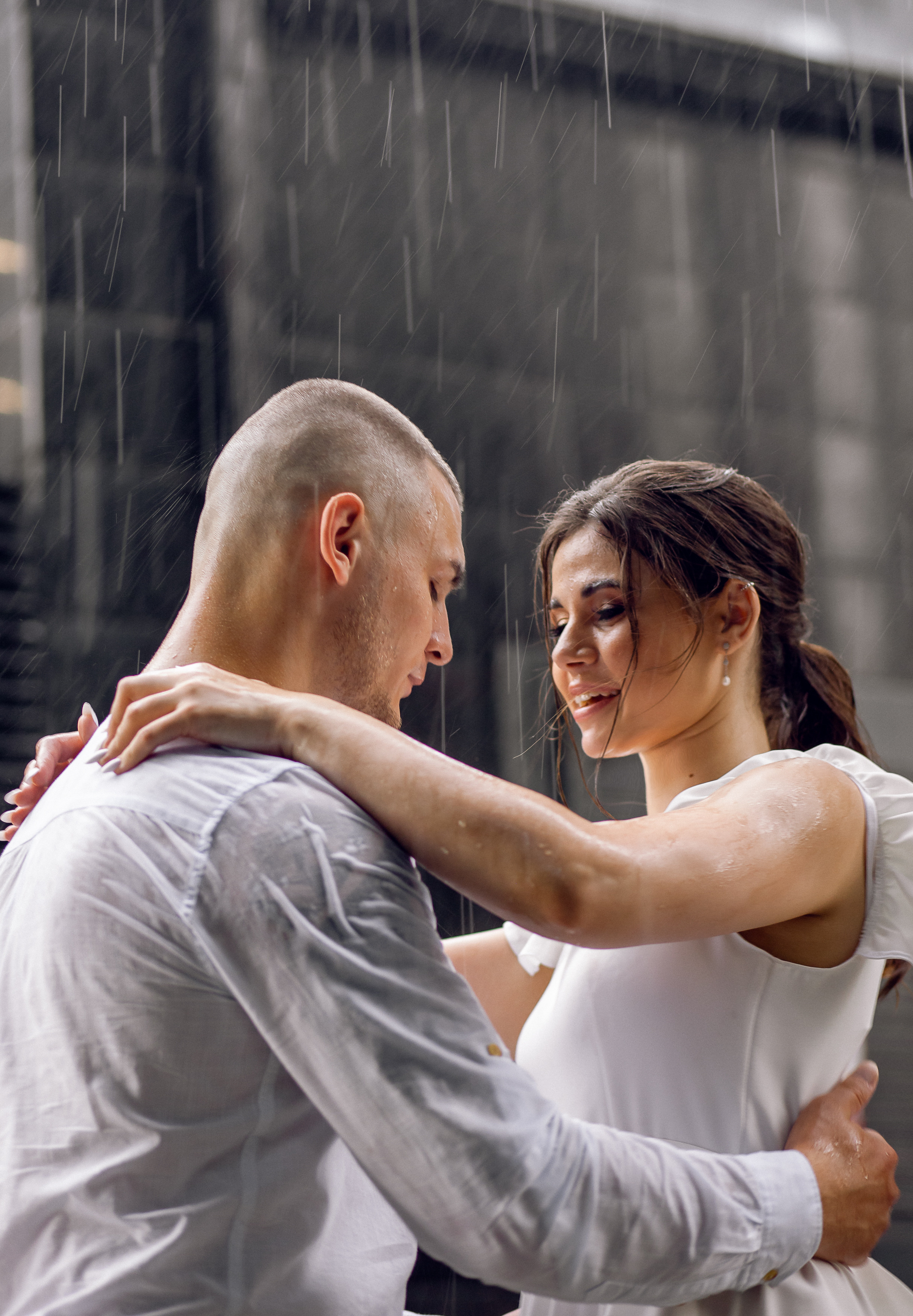 Босиком под дождём. Свадебный и семейный фотограф Екатеринбург Настя Саедгалина