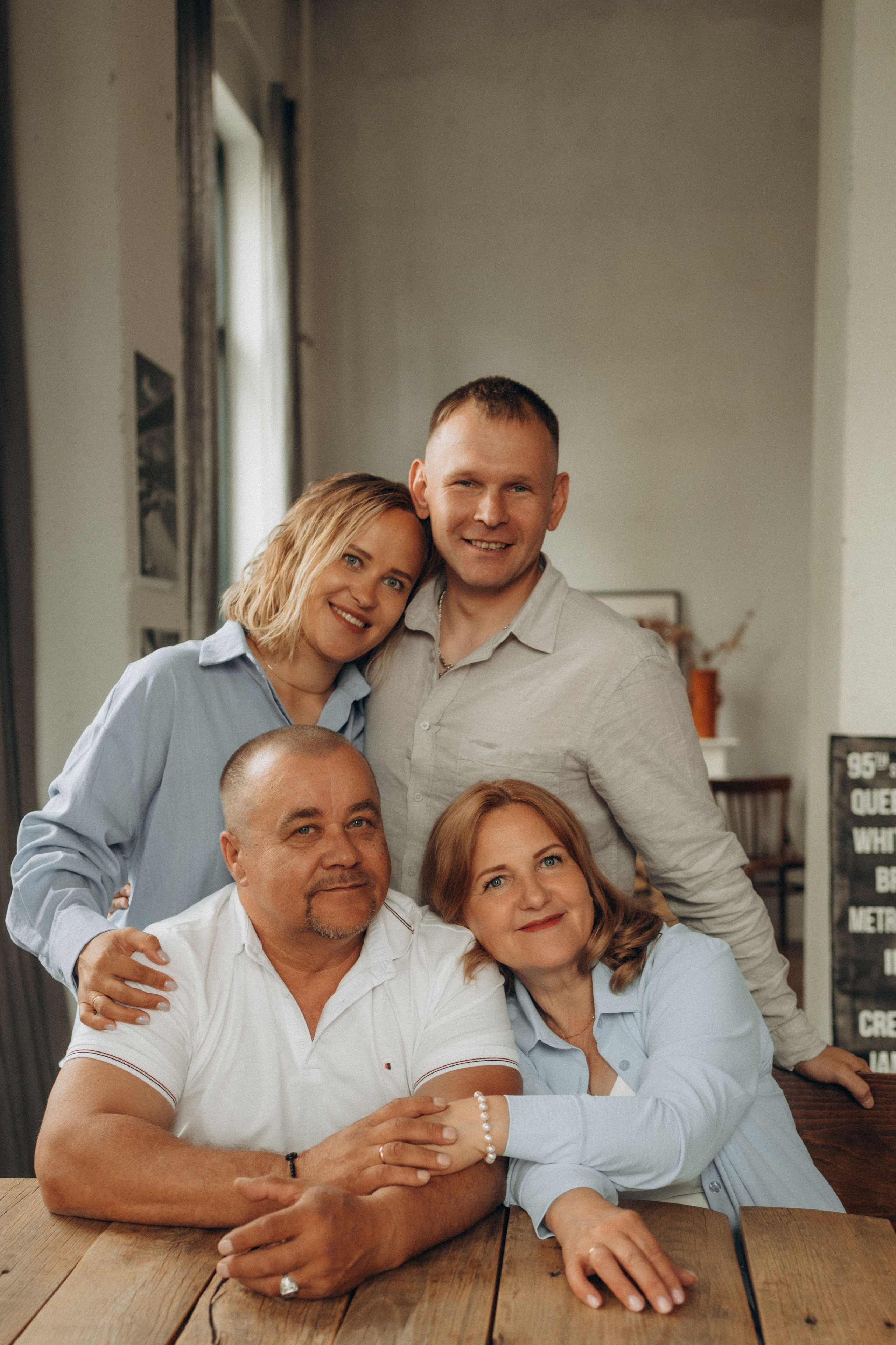 Семейная история в студии. Семейный и женский фотограф в Москве Коновалова Олеся