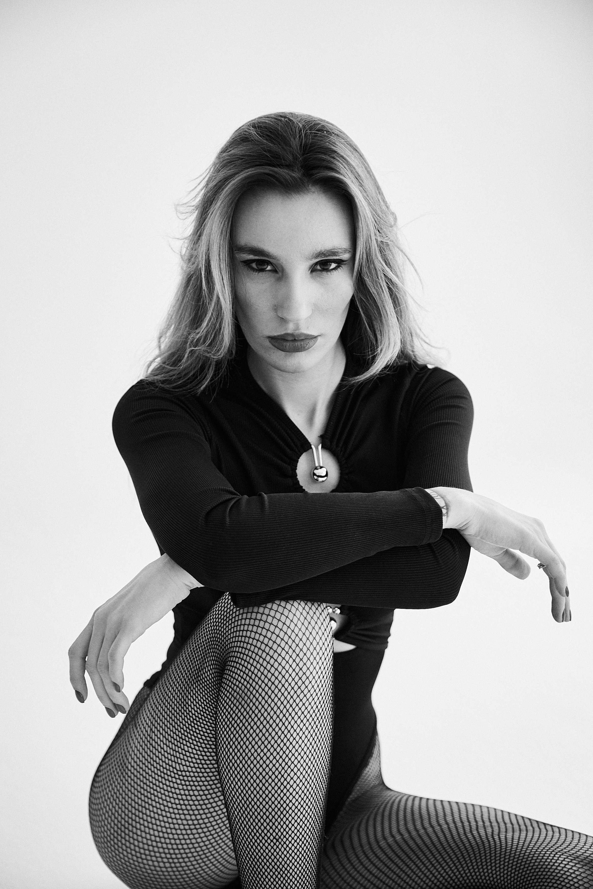 девушка в студии фотосессия