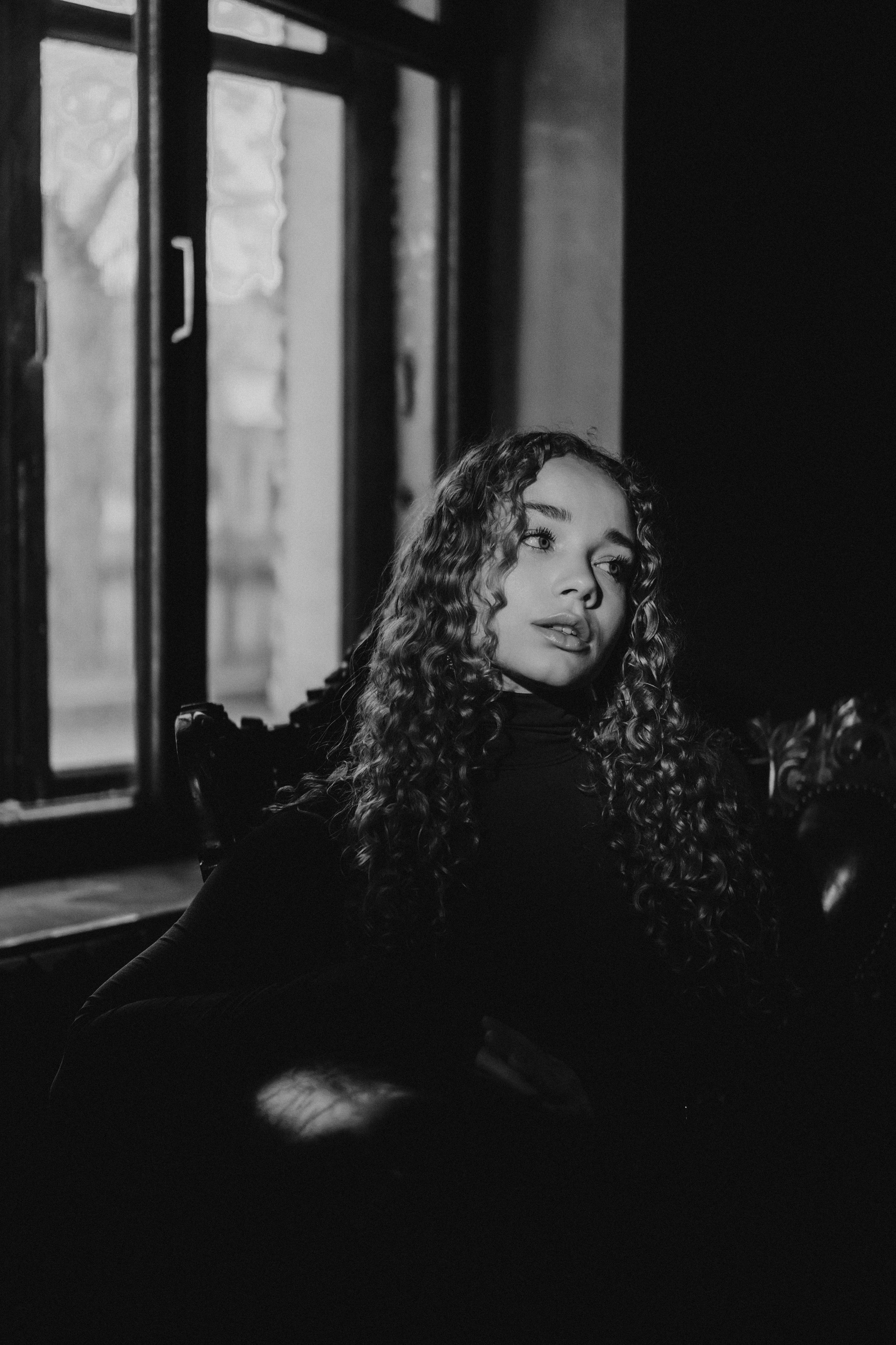 Леся | фотосессия в старинном особняке. Портретный фотограф Москва