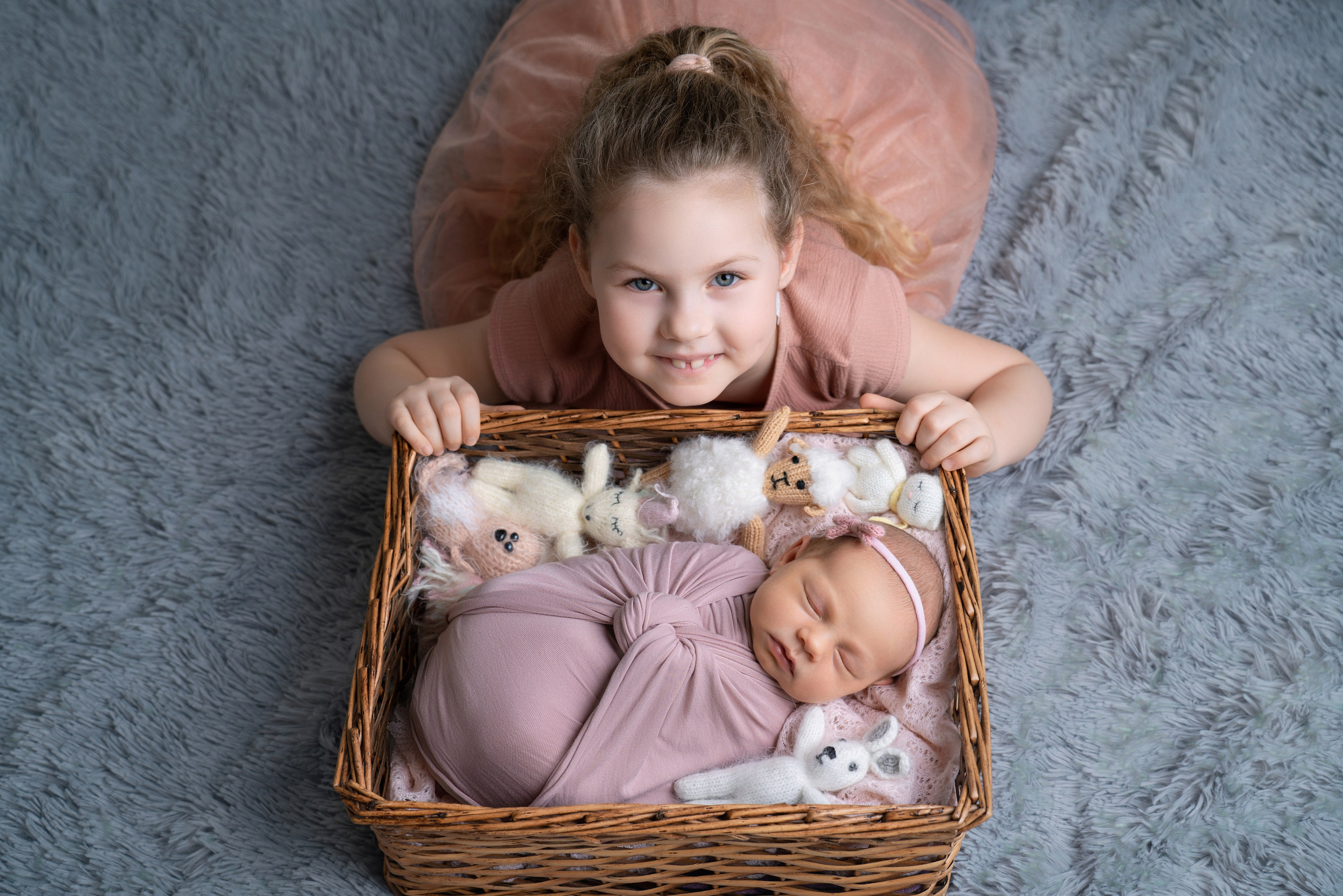 Фото с родителями/Макроснимки. Фотограф новорожденных Оренбург и свадебный фотограф Оренбург