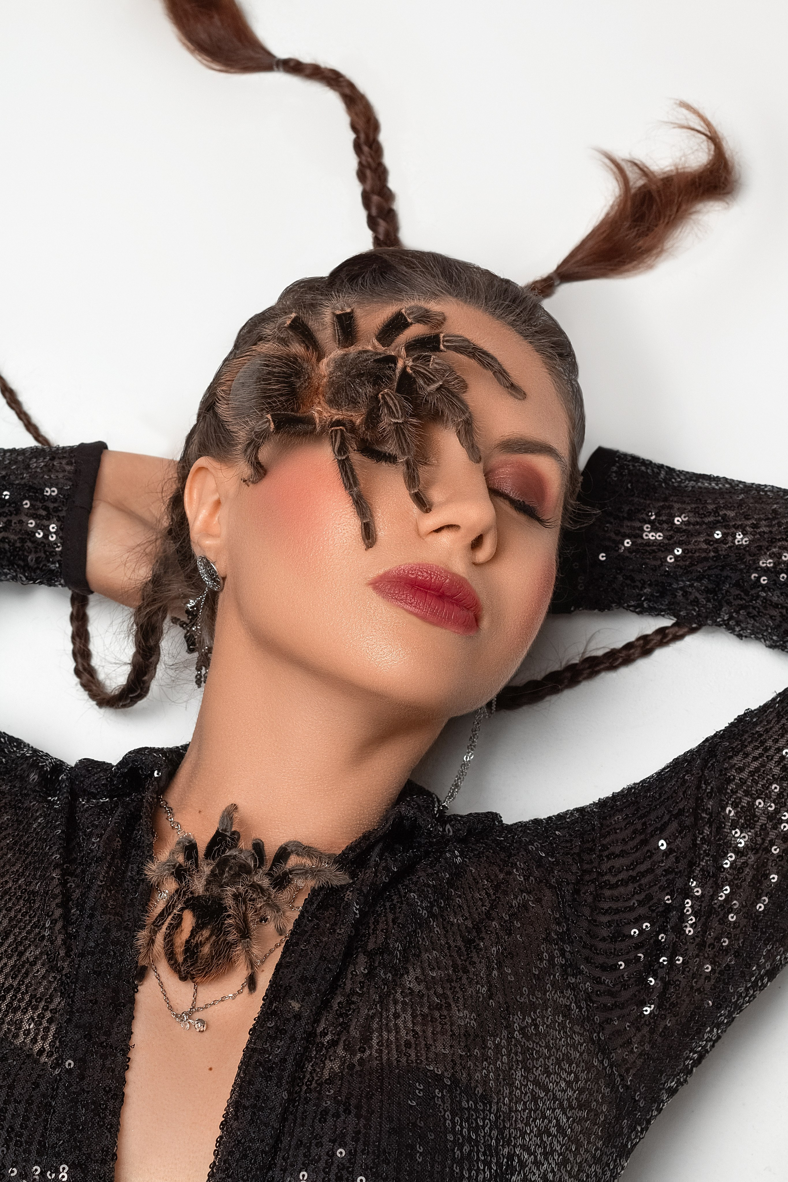 Творческие студийные съемки. Фотограф Тати Орёл