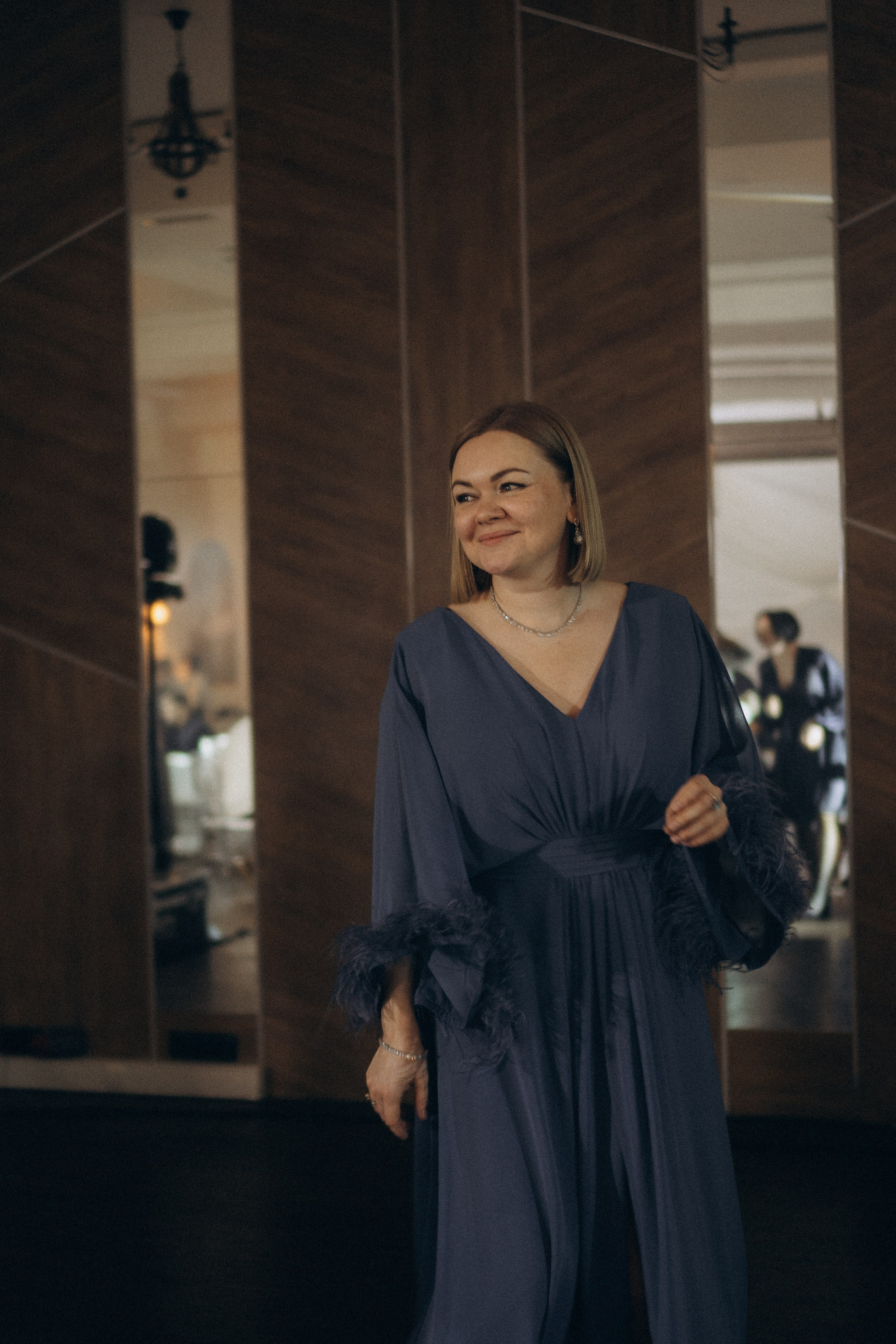 СВАДЕБНАЯ СЬЕМКА СБОРОВ В ОТЕЛЕ И ВЫЕЗД НА ЦЕРЕМОНИЮ (СНЯТО В СИБИРЕ В НИЖНЕВАРТОВСКЕ). Профессиональный фотограф, Санкт-Петербург — Виктория Богомолова