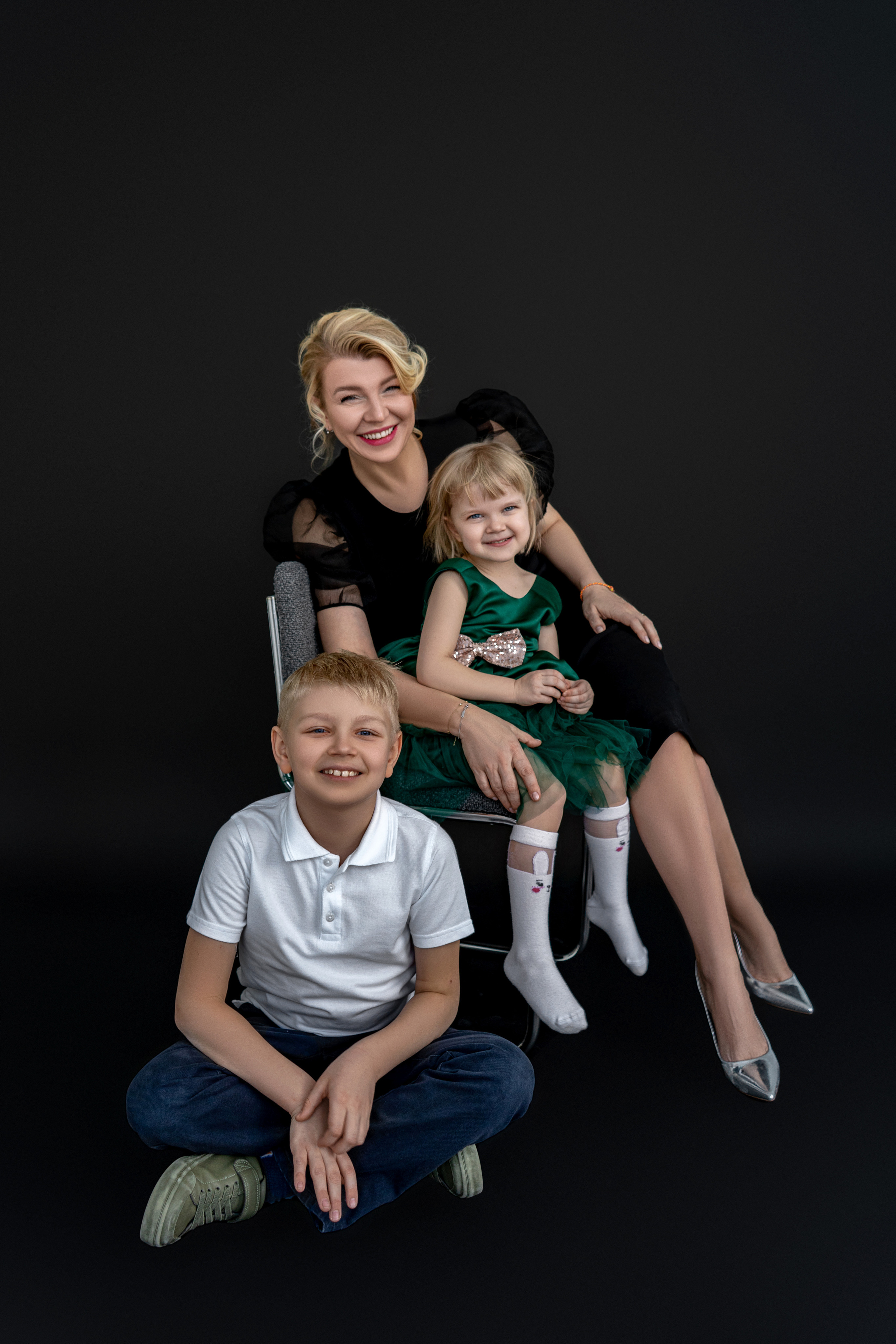 Дарья Тихончук. Жанна, Герман и Полина