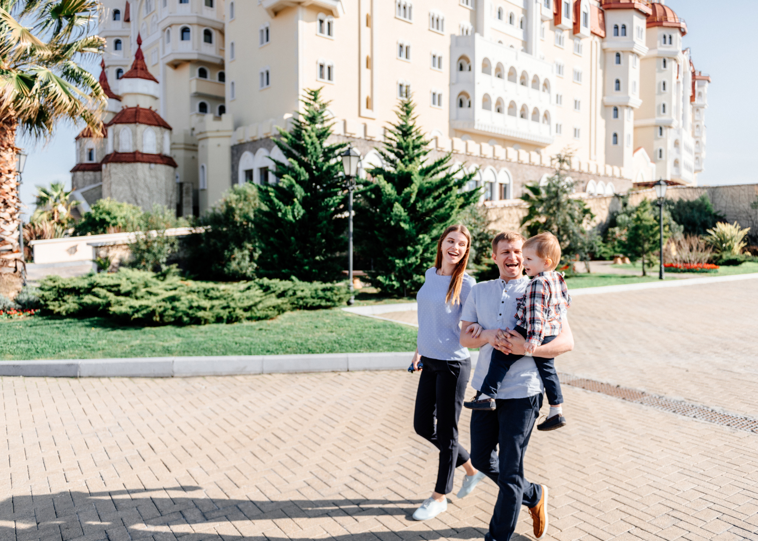 Семейная фотосессия в Адлере. Fedor Lemeshko — Destination Wedding and Family Lifestyle photographer