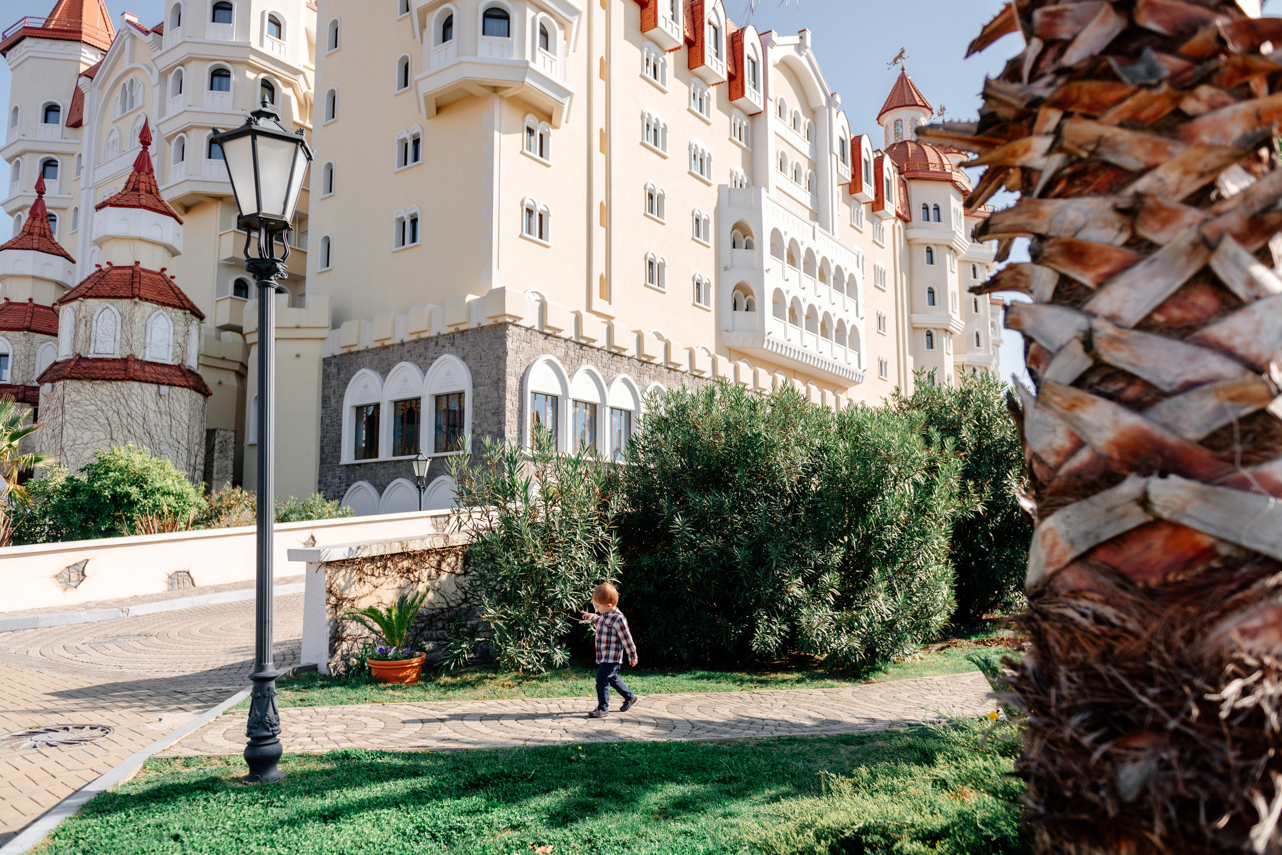 Семейная фотосессия в Адлере. Fedor Lemeshko — Destination Wedding and Family Lifestyle photographer