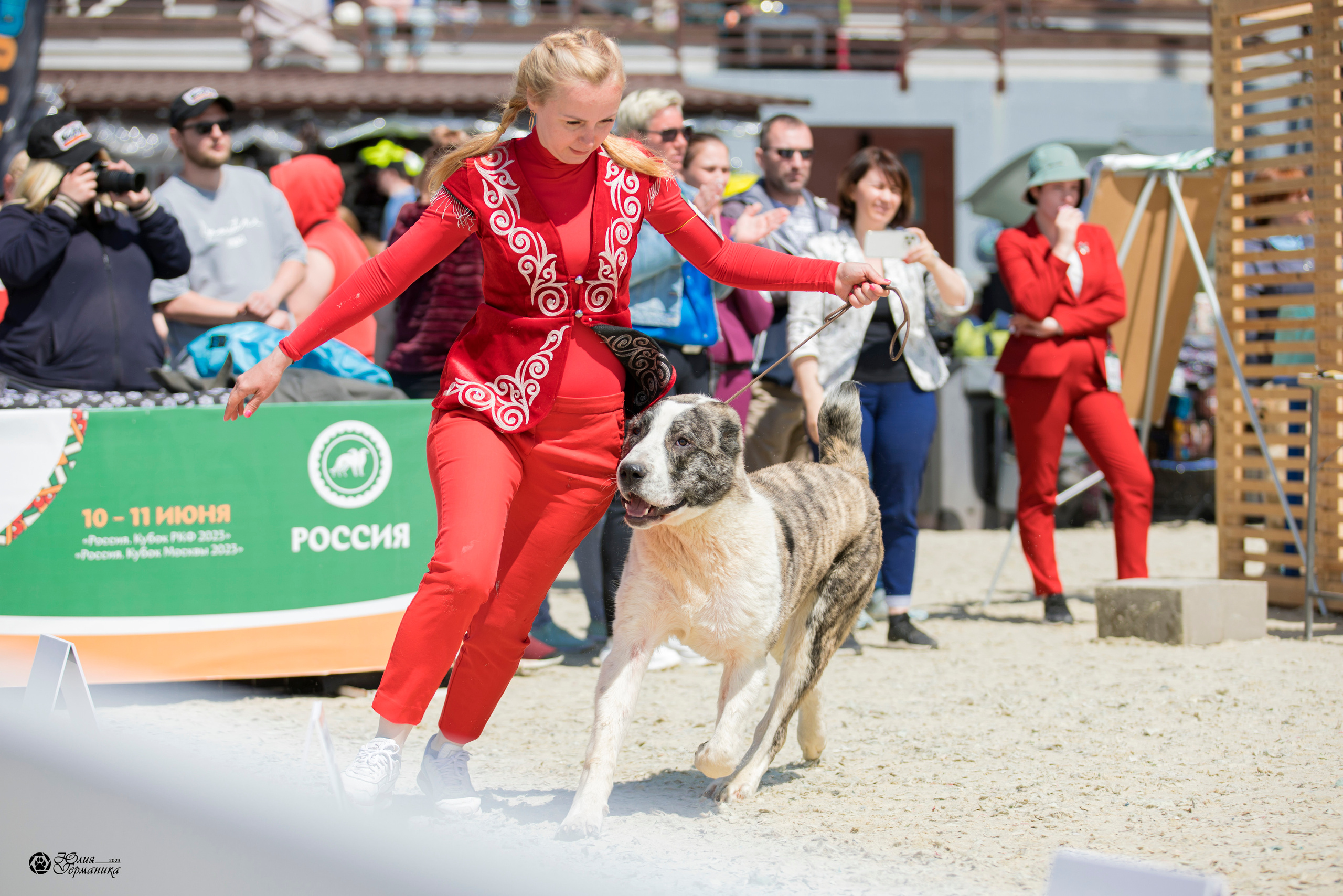 Россия 10-11.06.2023. Фотограф-анималист Юлия Германика