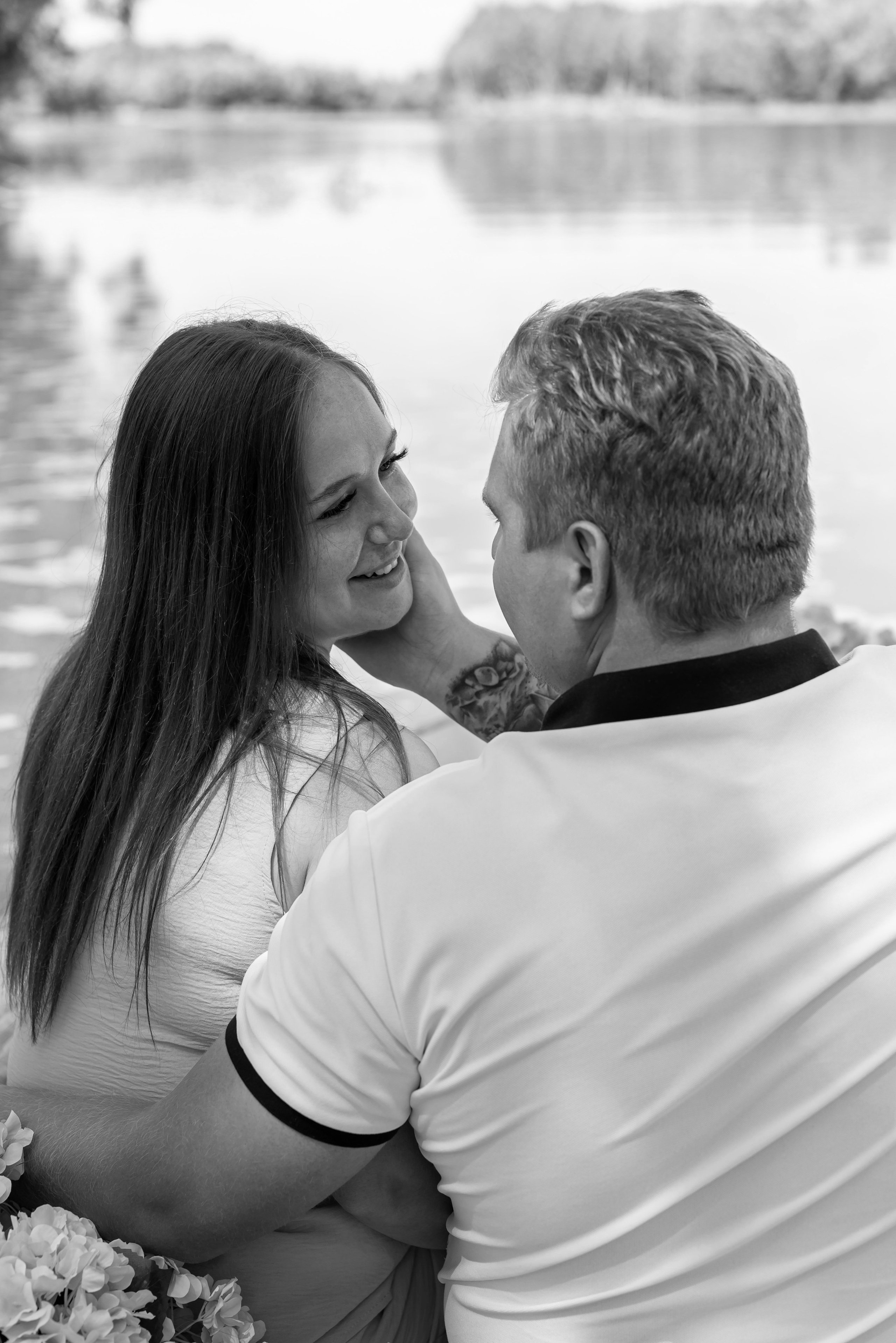 Фотопроект на лодке с голубыми гортензиями. Фотограф в городе Салават