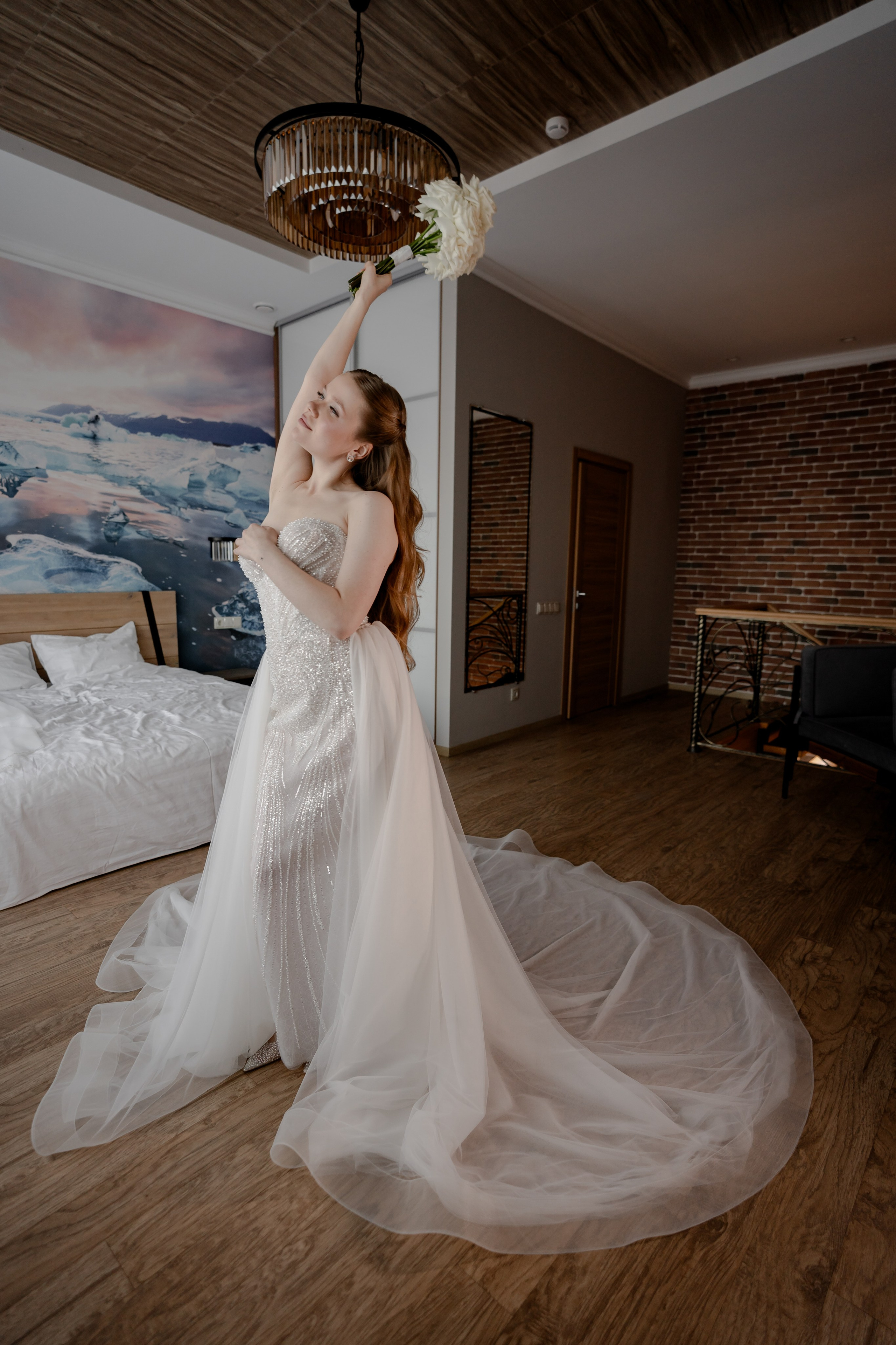 СВАДЕБНАЯ СЬЕМКА СБОРОВ В ОТЕЛЕ И ВЫЕЗД НА ЦЕРЕМОНИЮ (СНЯТО В СИБИРЕ В НИЖНЕВАРТОВСКЕ)М. Профессиональный фотограф, Санкт-Петербург — Виктория Богомолова