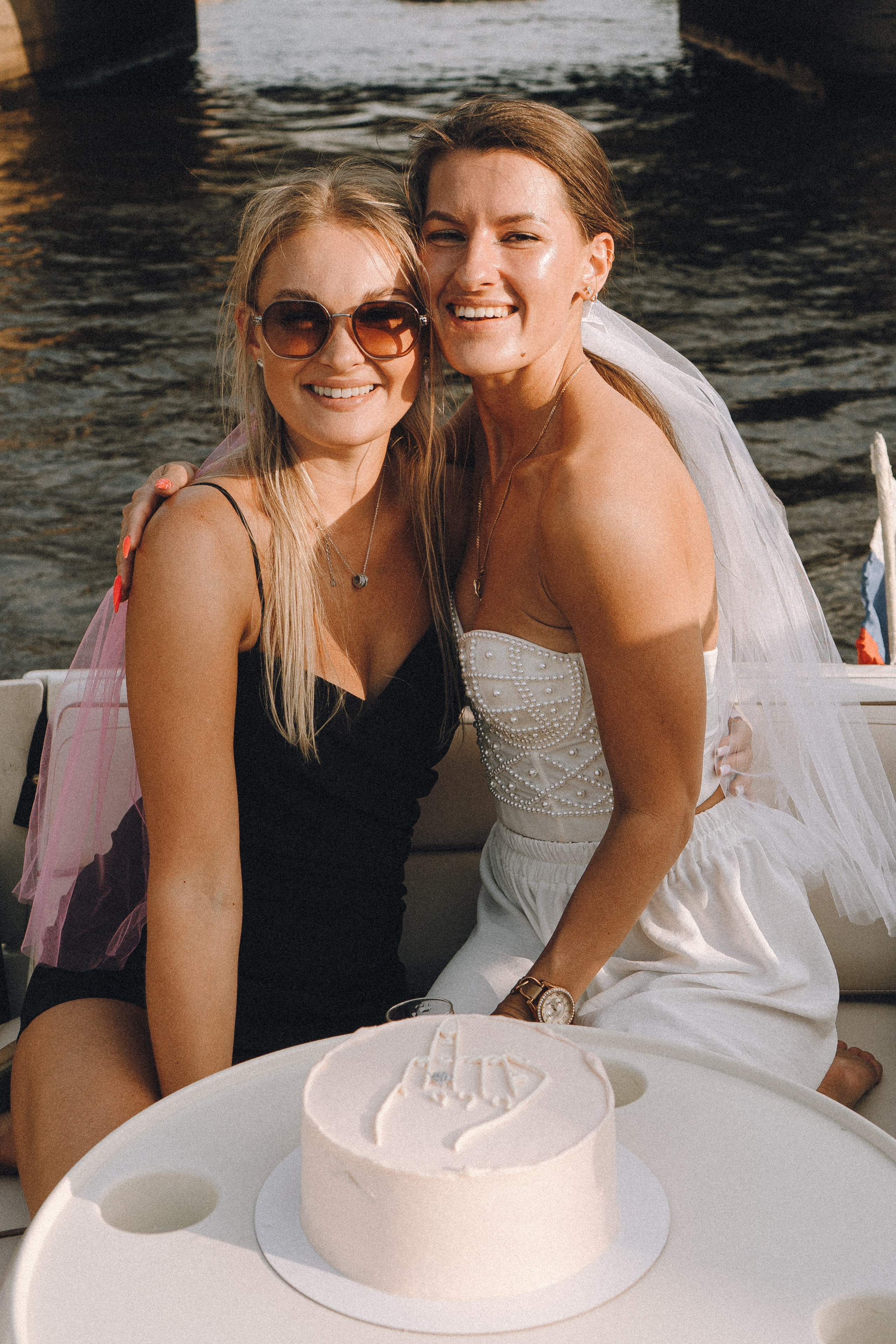 ДЕВИЧНИК НА КАТЕРЕ. Профессиональный фотограф, Санкт-Петербург — Виктория Богомолова