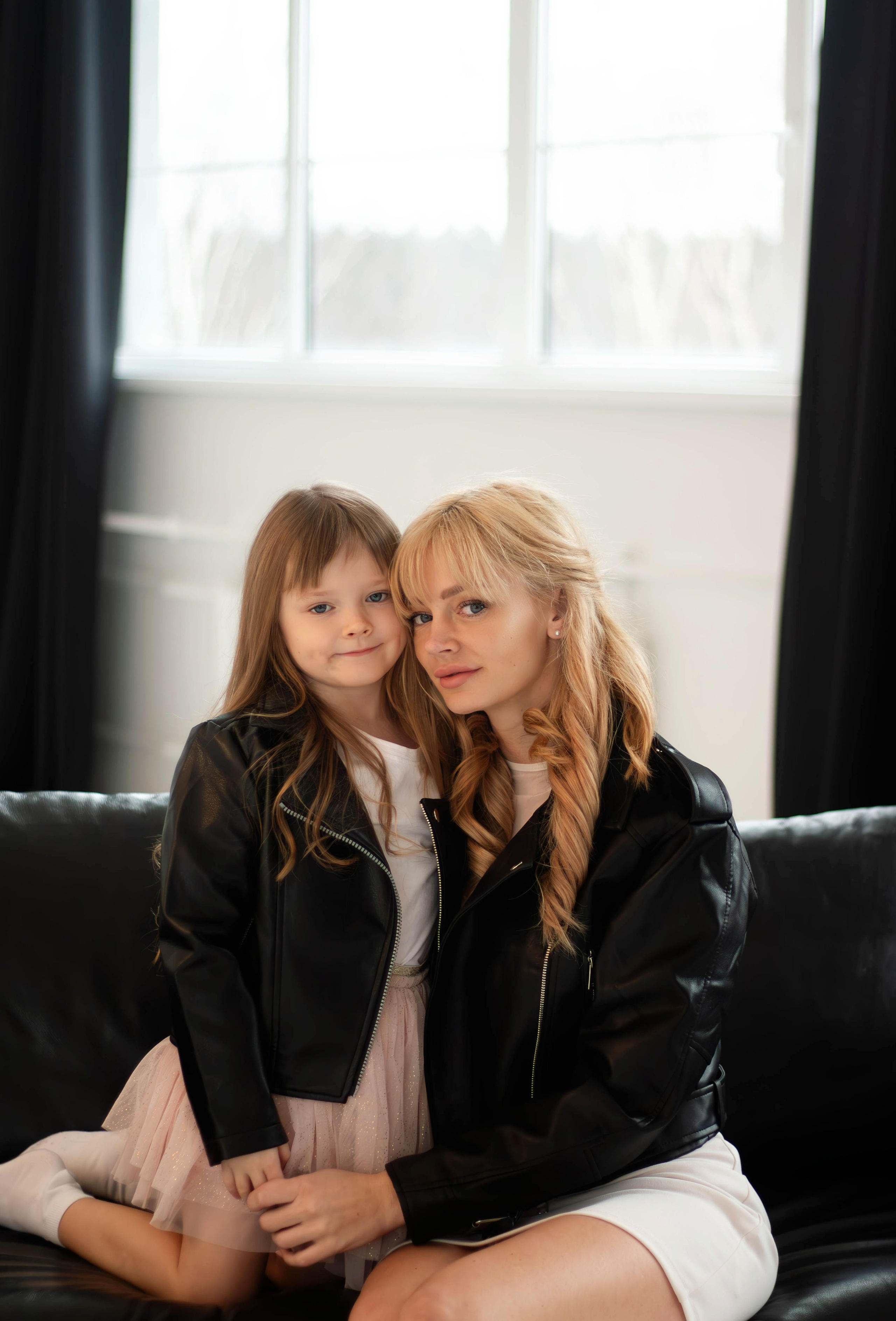 EVIJA&MILANA. Бережно сохраняю ваши чувства и истории на своих фотографиях