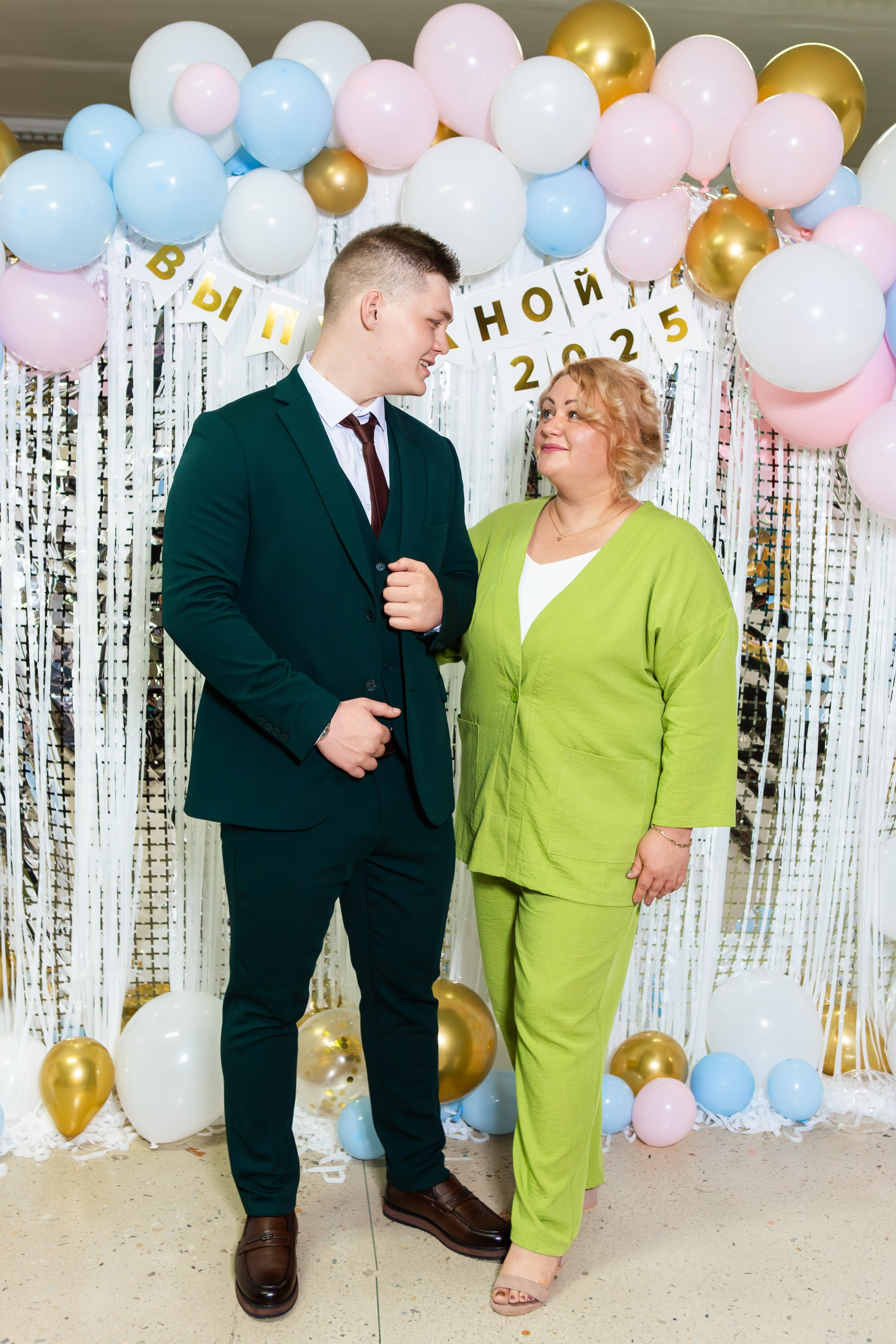 ФОТОСЕССИЯ С РОДИТЕЛЯМИ ВЫПУСКНОЙ 2025 9 ШКОЛА МЦЕНСК. ТВОЙ АЛЬБОМ / ТВОИ ПРАВИЛА