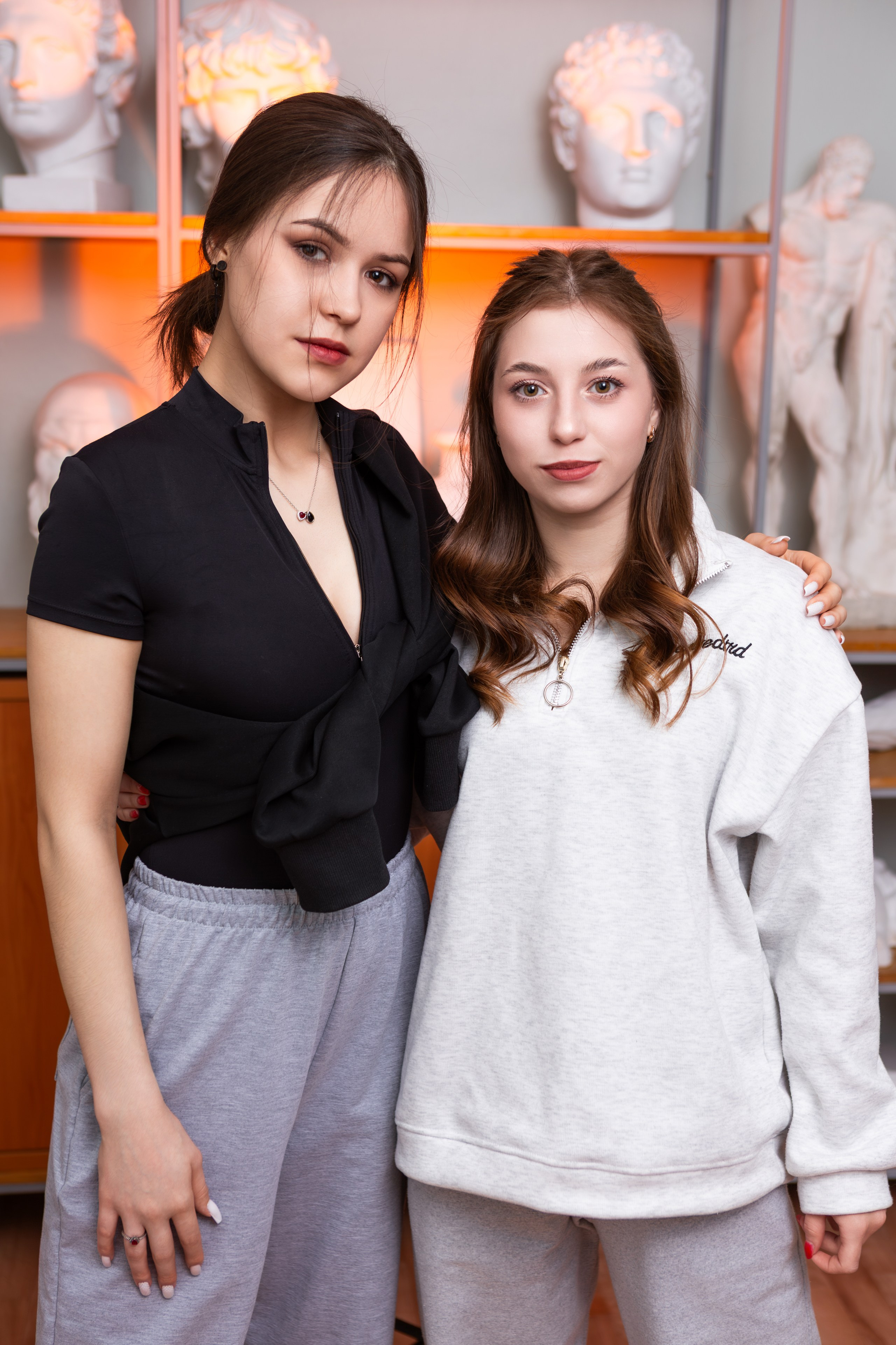 ФОТОСЕССИЯ В АУДИТОРИИ ДЛЯ БУДУЩИХ УЧИТЕЛЕЙ — выпускников Чернского профессионально-педагогического колледжа. ТВОЙ АЛЬБОМ / ТВОИ ПРАВИЛА