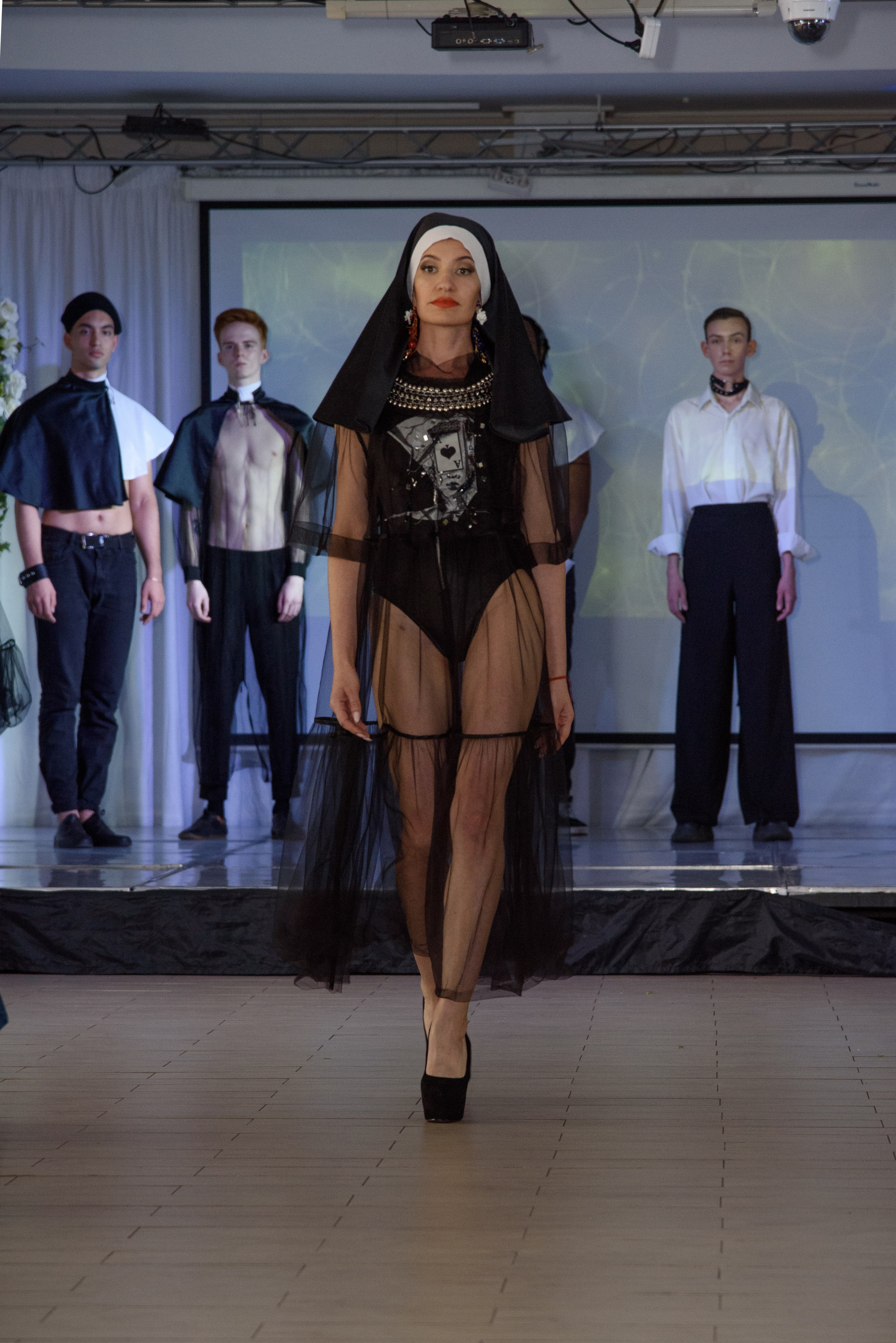 Показ Мод «Men and Women». Портретный Семейный Fine-Art фотограф в Санкт-Петербурге Криулина