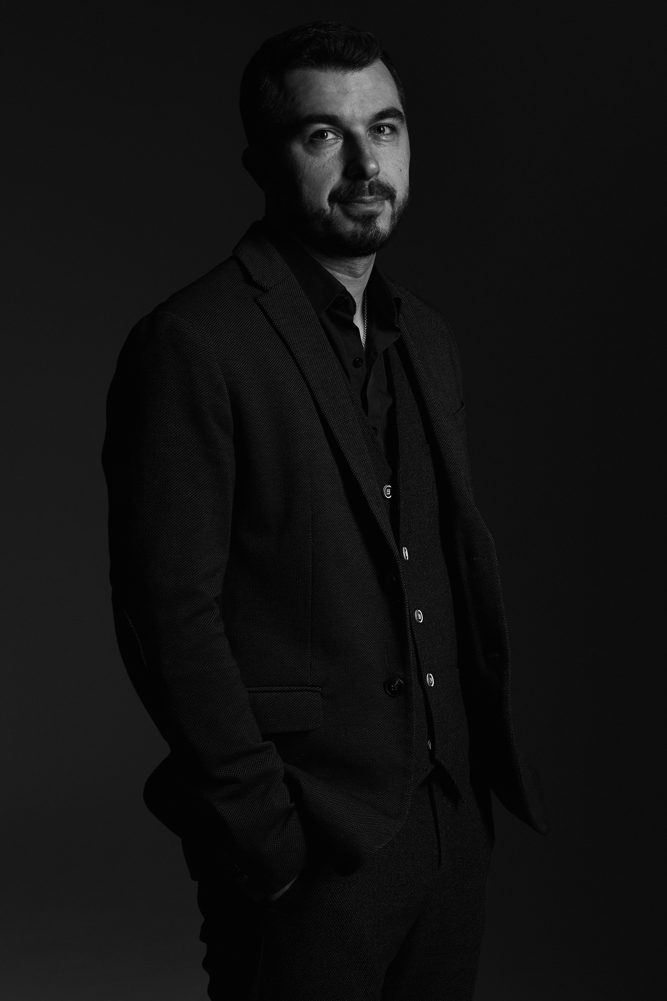 Мужская фотосессия в студии Brikman Москва. Анна Потявина. Фотограф Москва