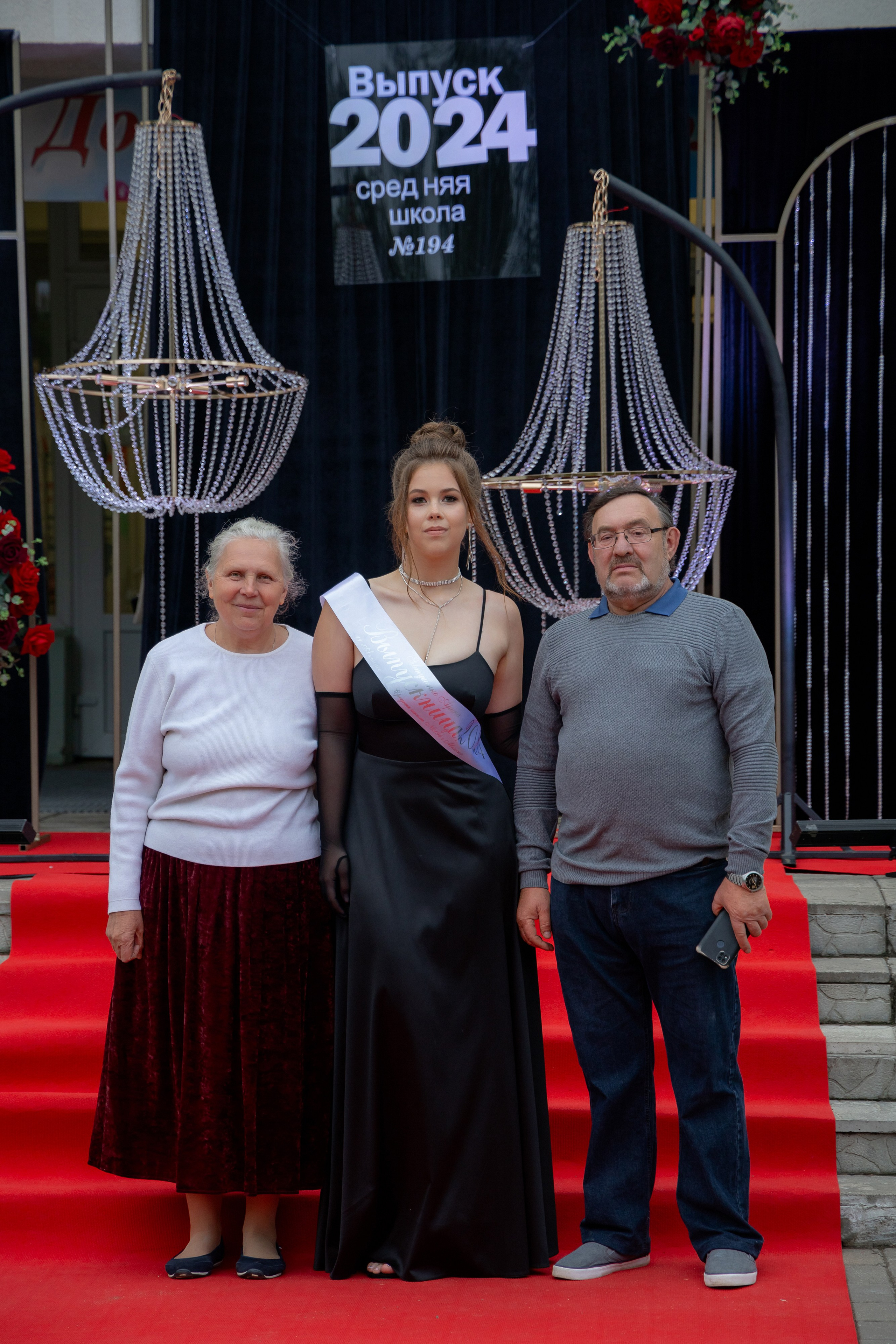 Школьный выпускной 2024 год в Соколе (Минск). Свадебный фотограф в Минске/Беларуси Сергей Спиридонов