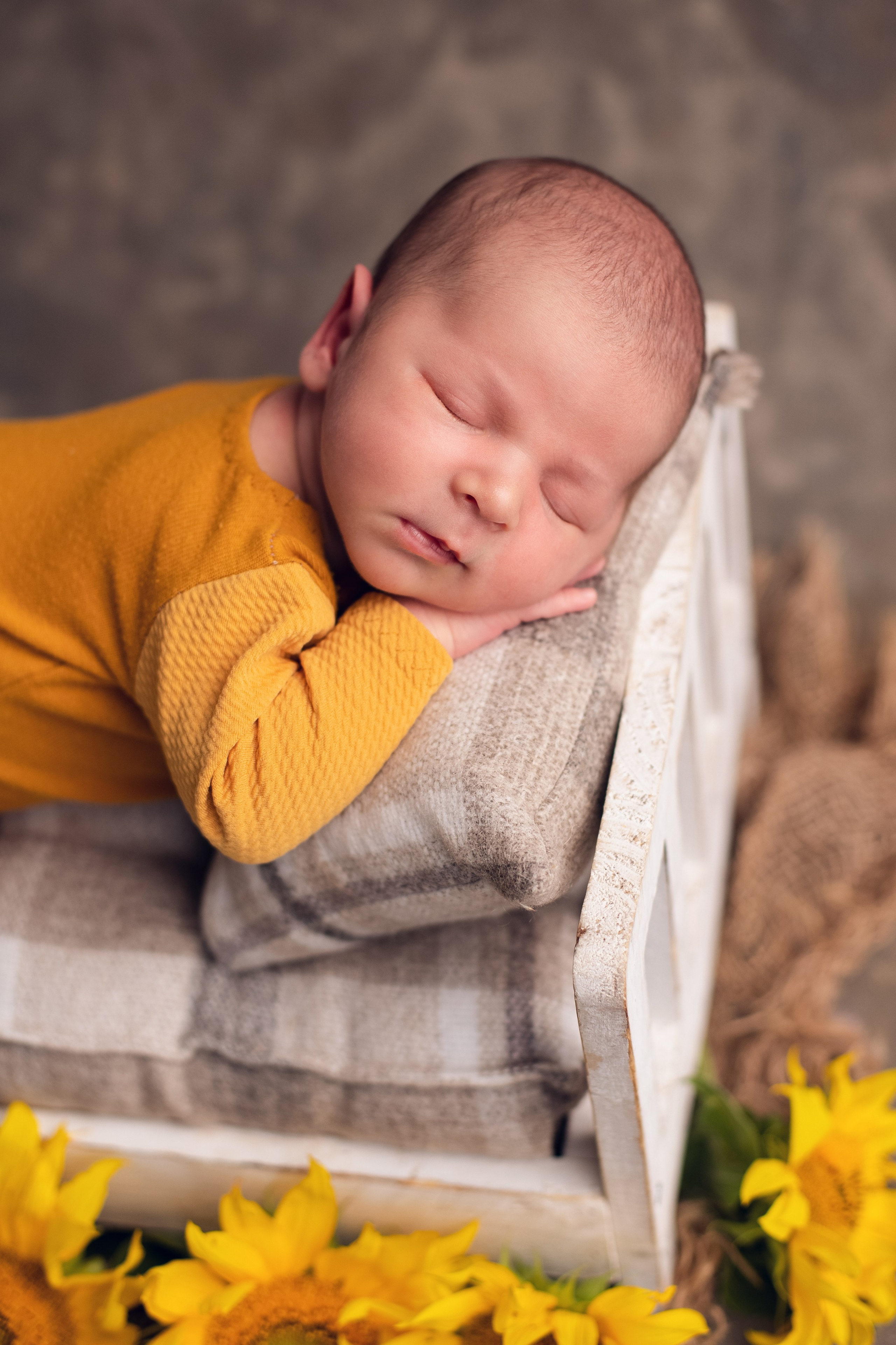 Владик. Фотограф новорожденных в г. Россошь Виктория Нечепуренко