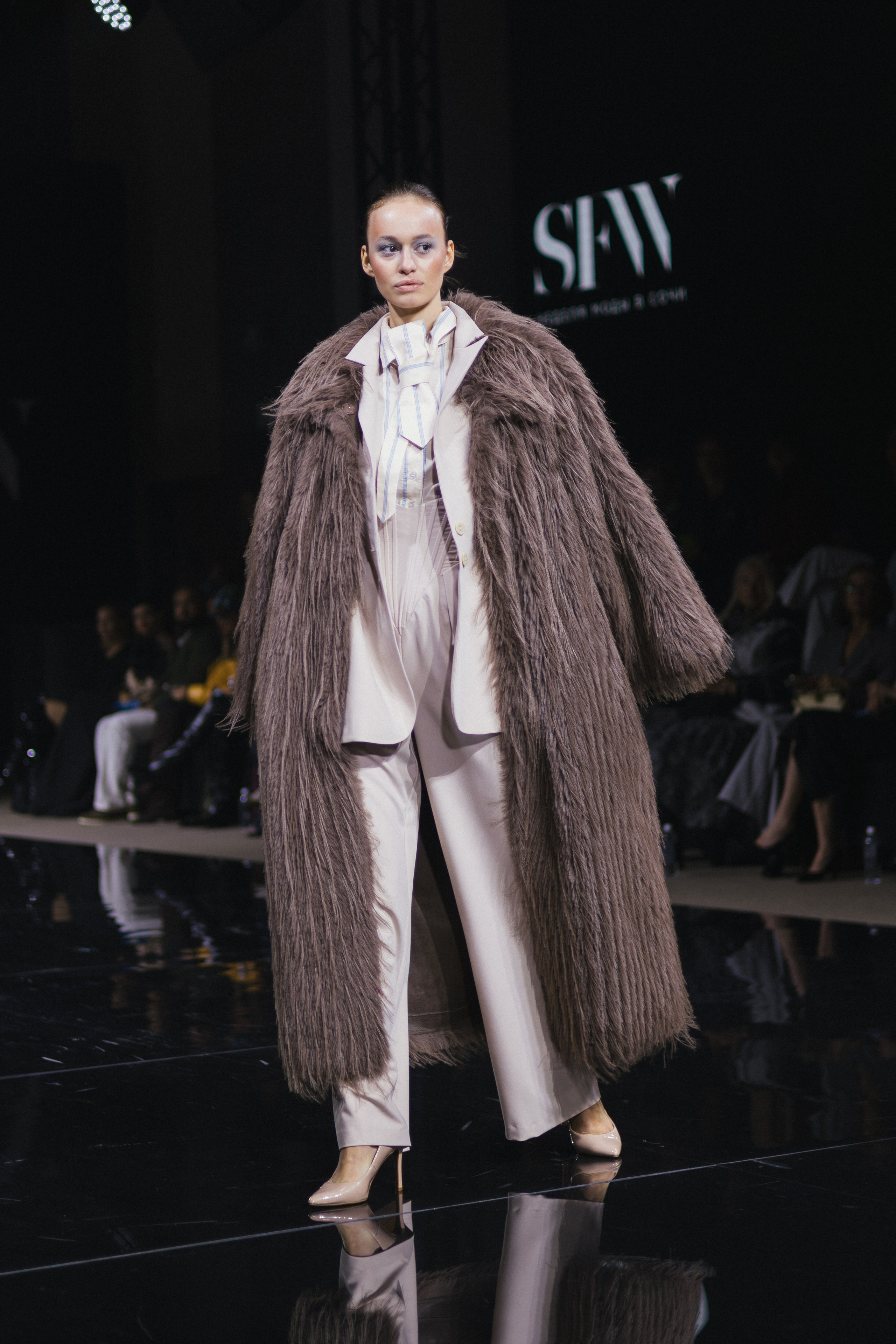 Catwalk. ProVizArt
