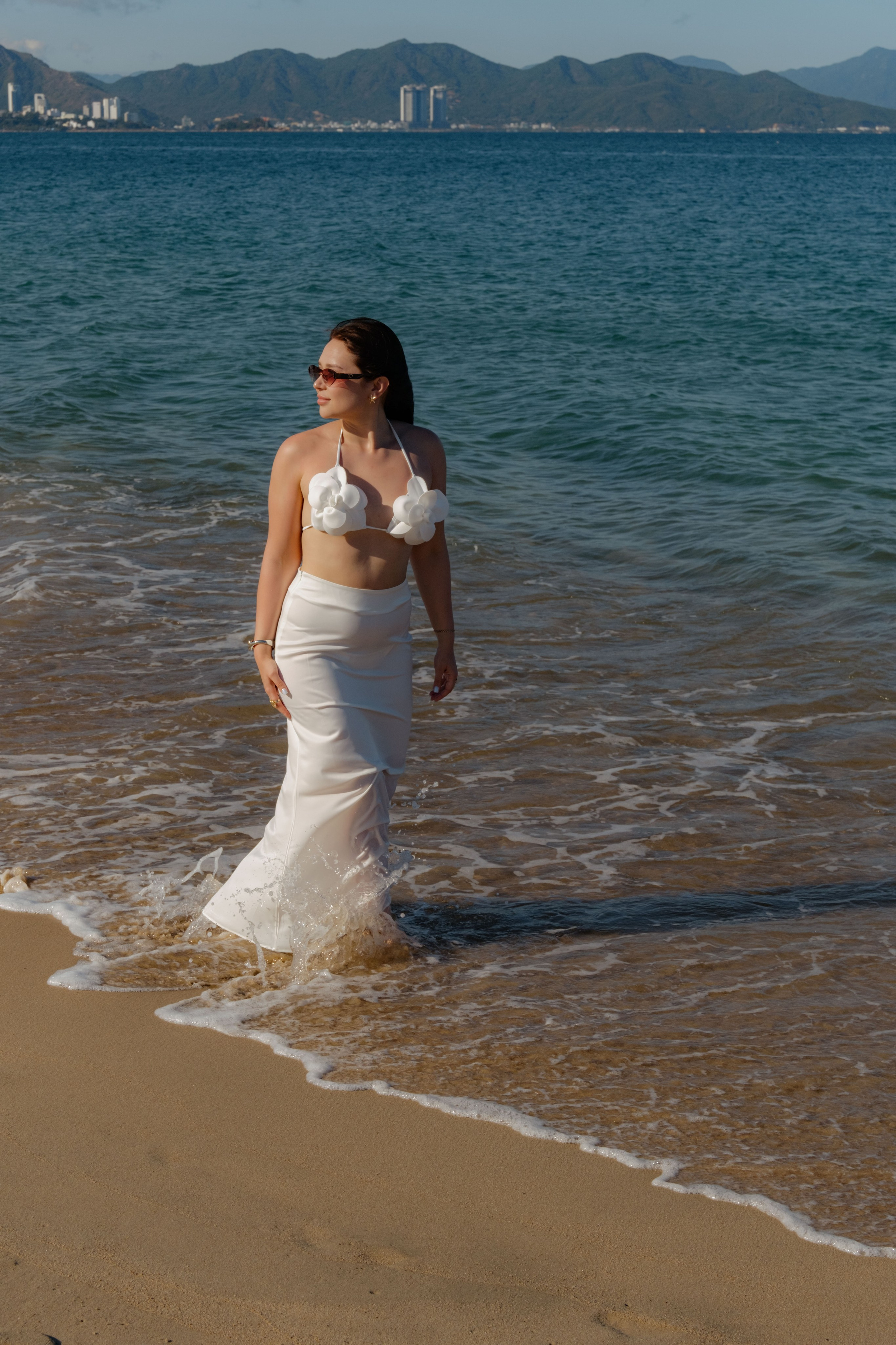 Daria. Painting "At dawn". Portrait photographer Nha Trang | Julia Meshanina