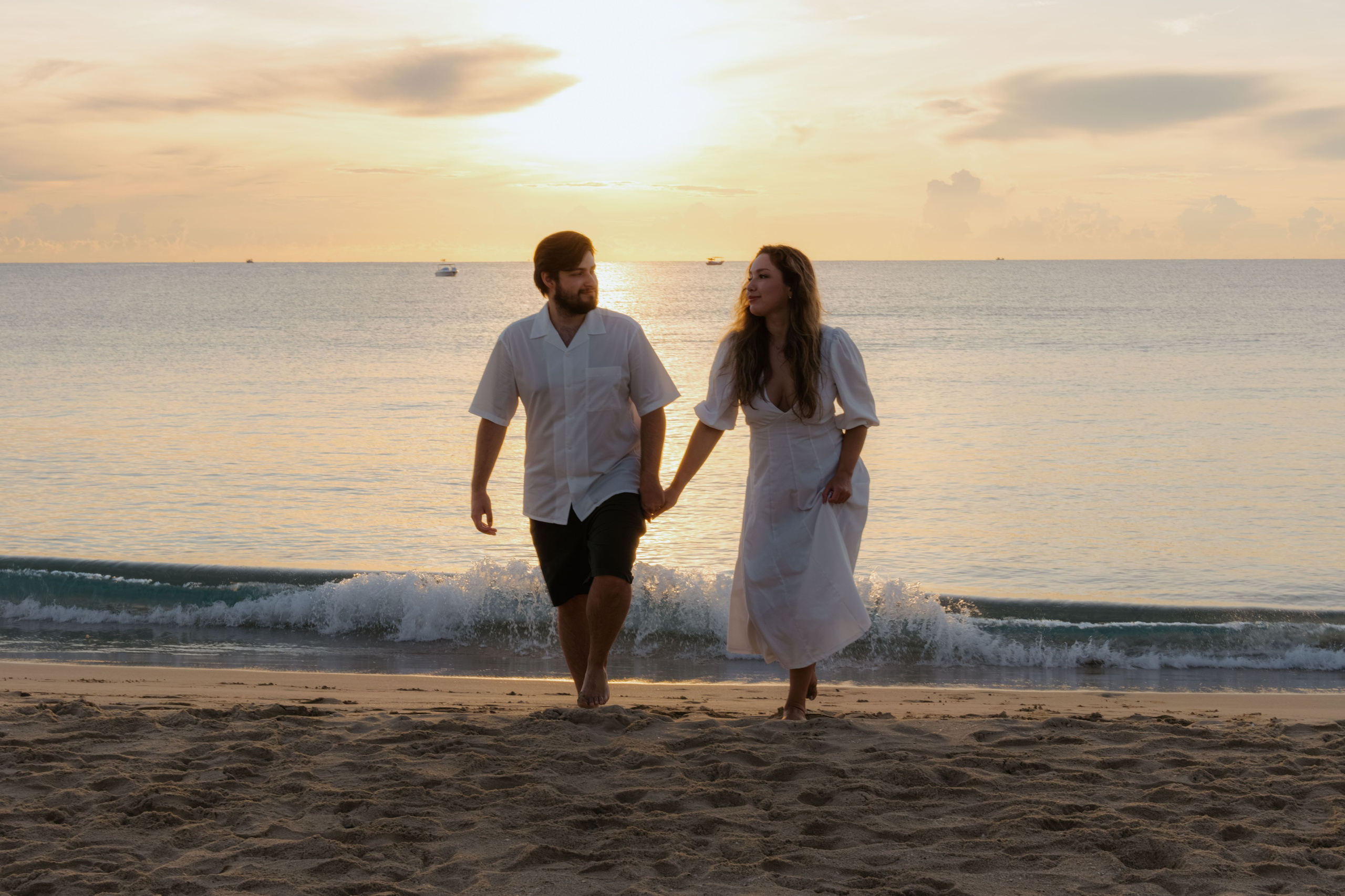 Love story. Пляж Камрань. Portrait photographer Nha Trang | Julia Meshanina