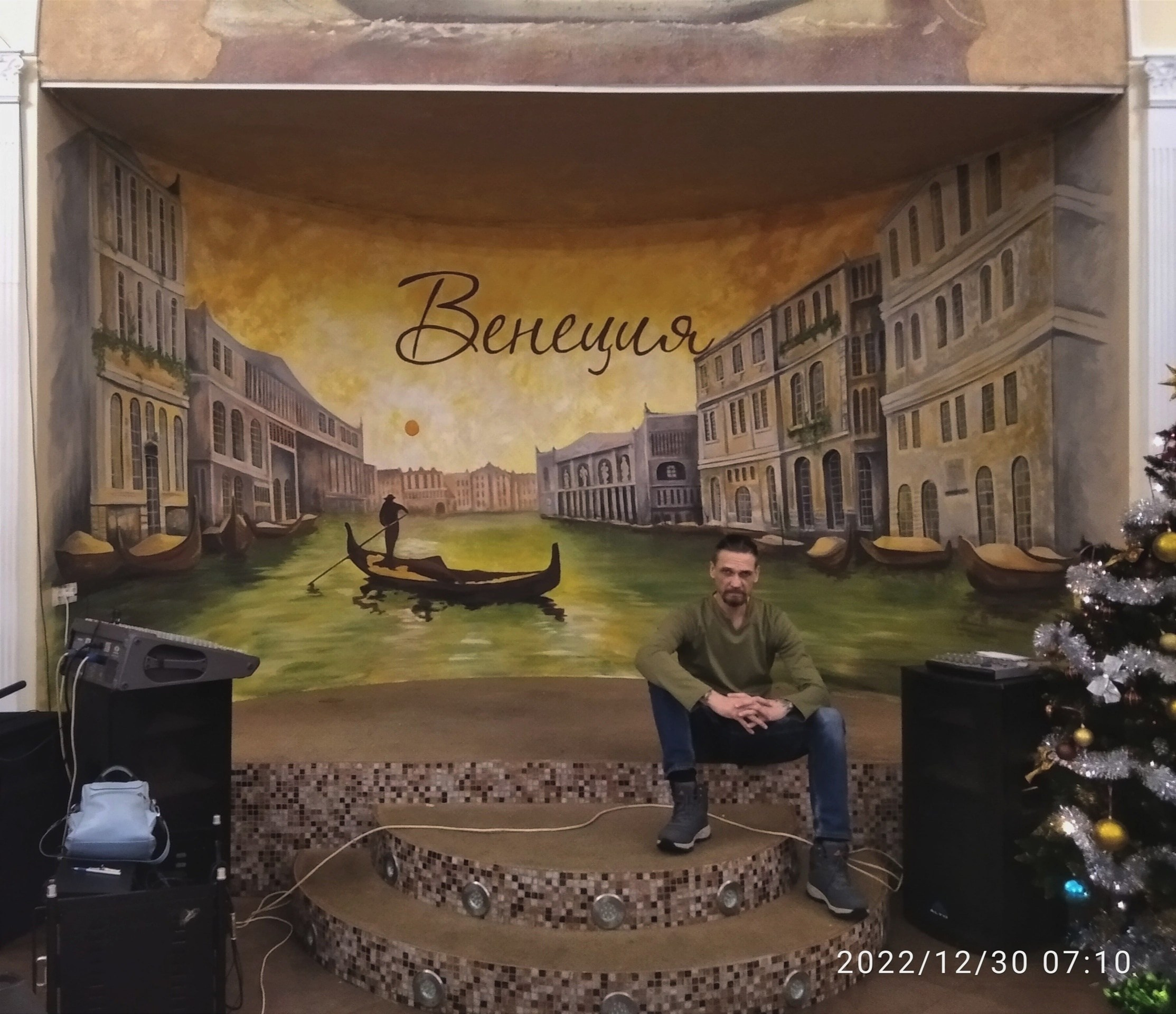 Роспись стен. Яр Панов Арт.Картины, татуировки, роспись стен и одежды в Москве