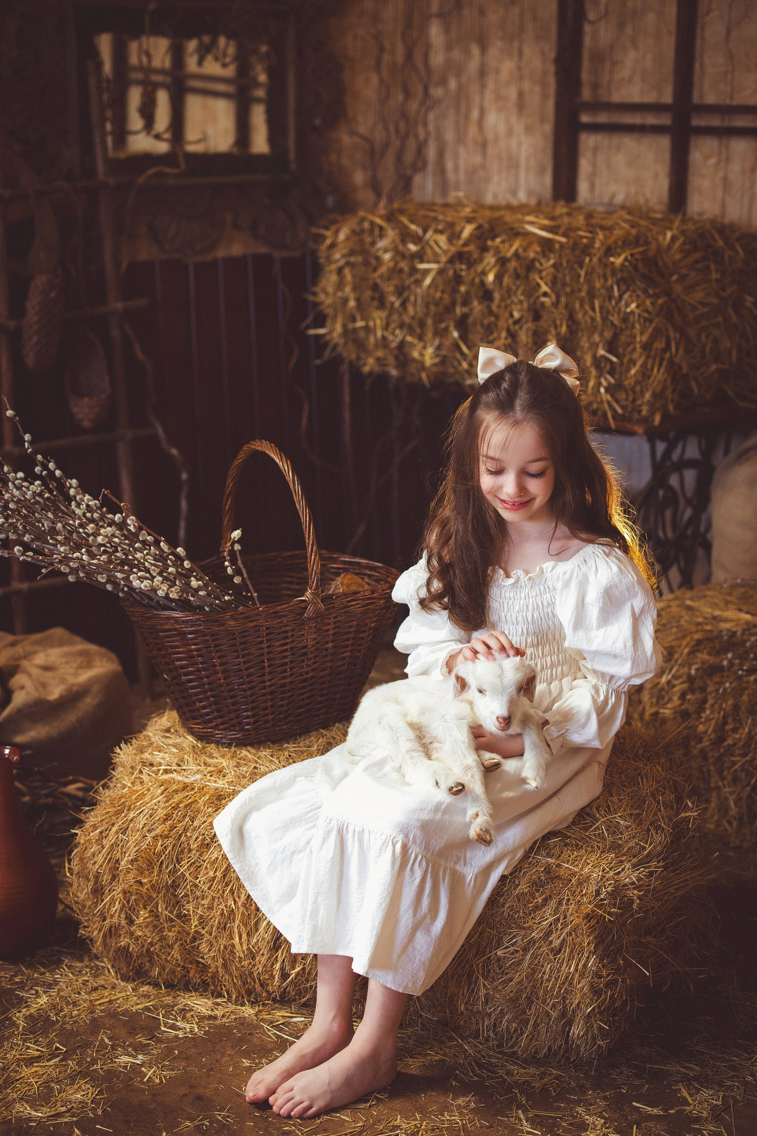 Пасхальный фотопроект с козочкой и утятами, в фотостудии «Эль» 2024 г. Семейный и детский фотограф в Краснодаре Анна Трашкова