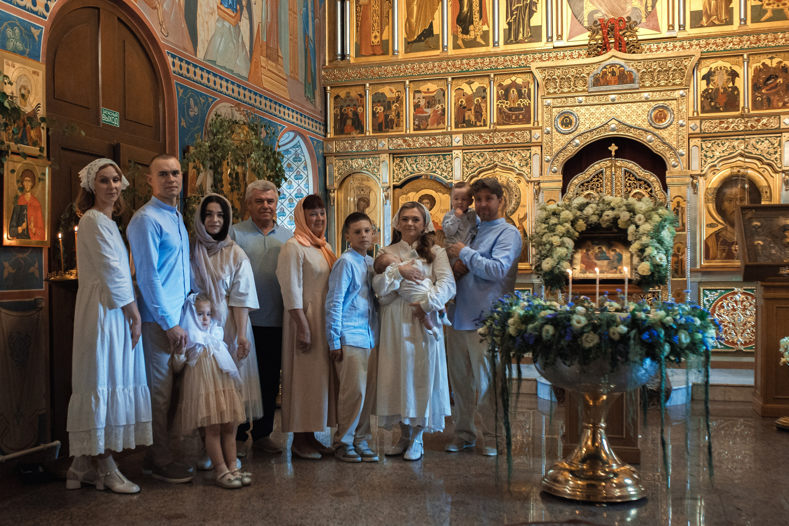 Крещение в Знаменской Церкви г. Переславль Залесский. Профессиональный фотограф в Москве и Мо Мария Шантарёва